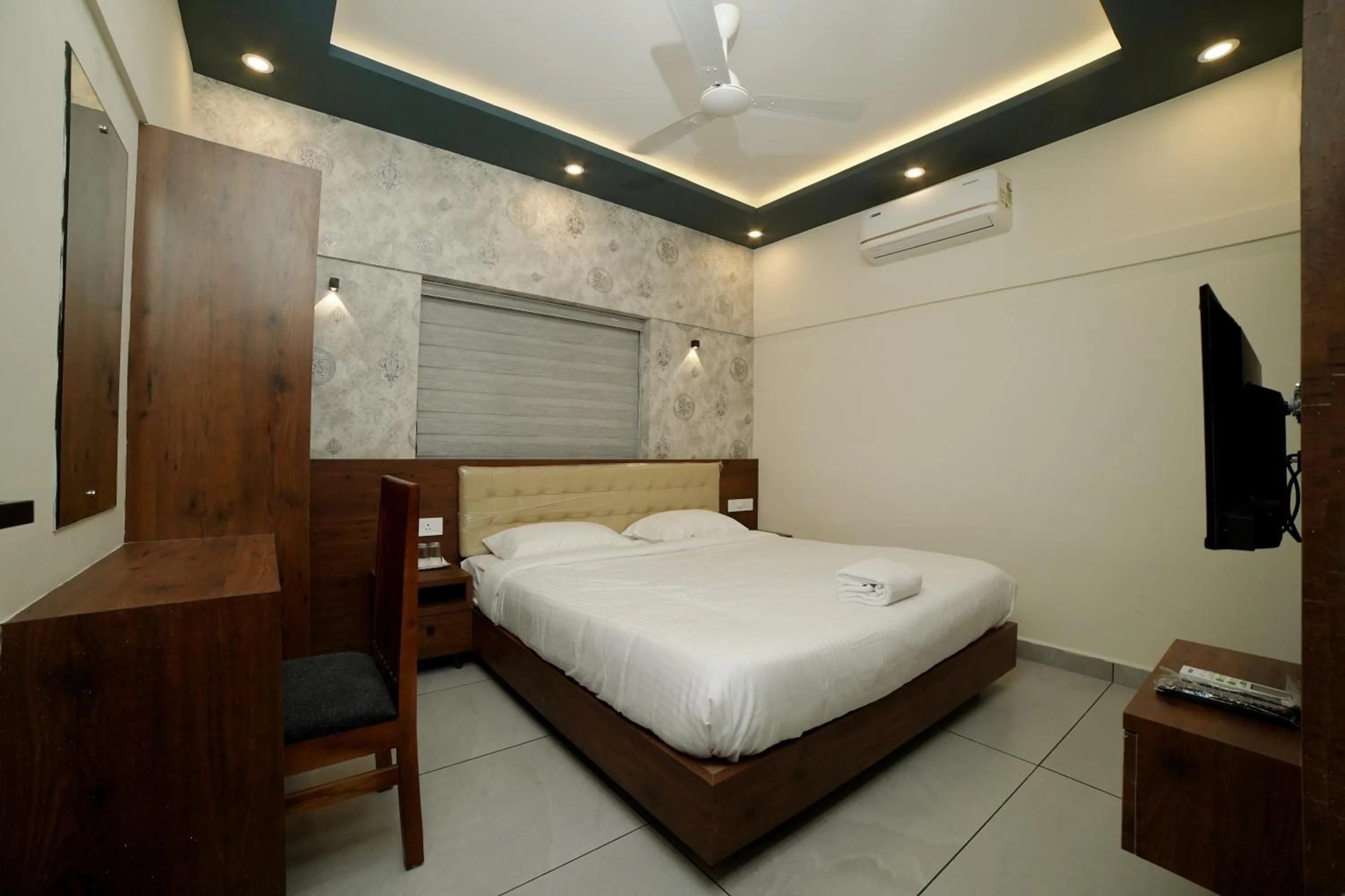 Bed in Kovilakam Achutham