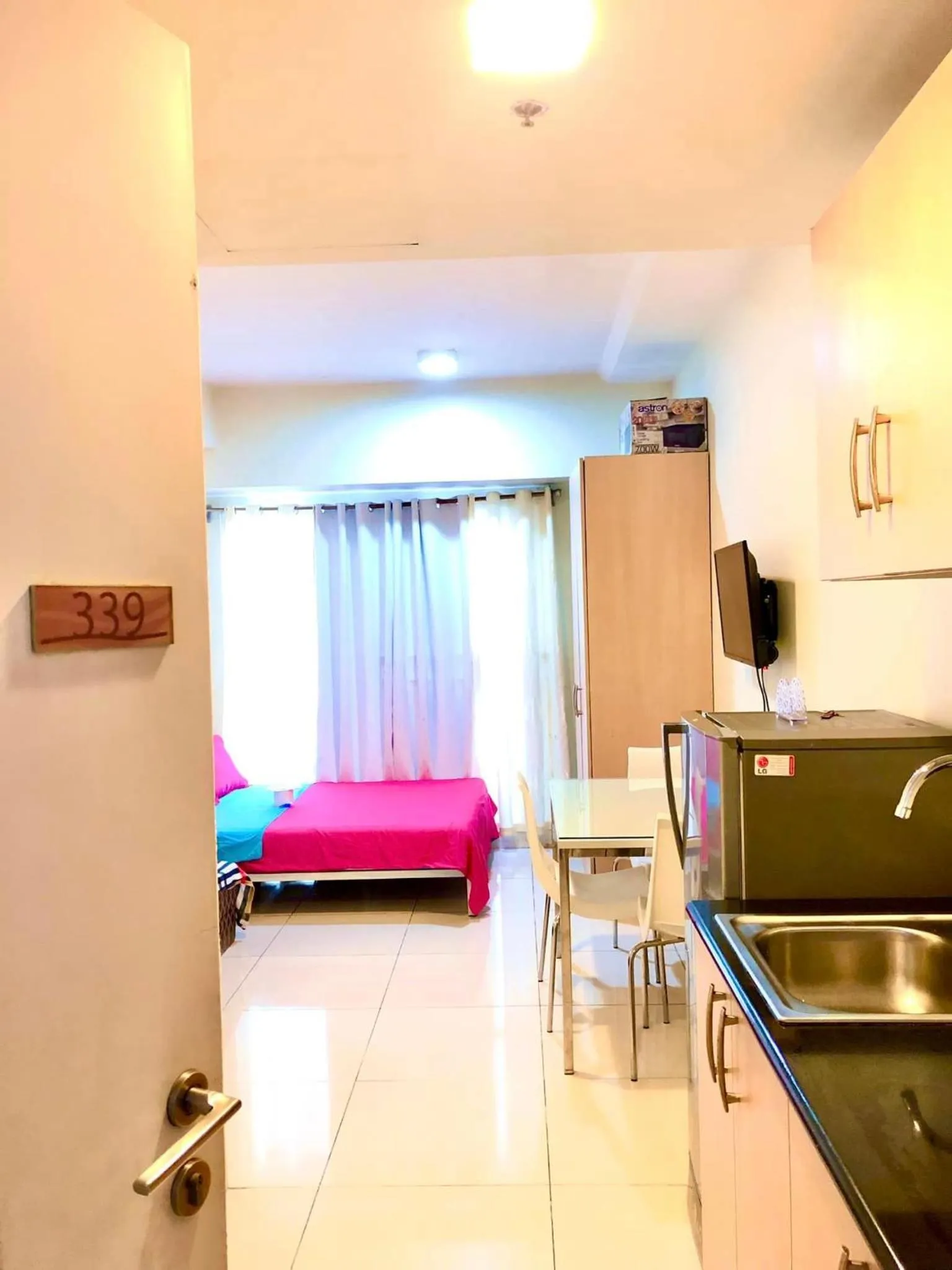 Photo of the whole room in JT Tagaytay Suites