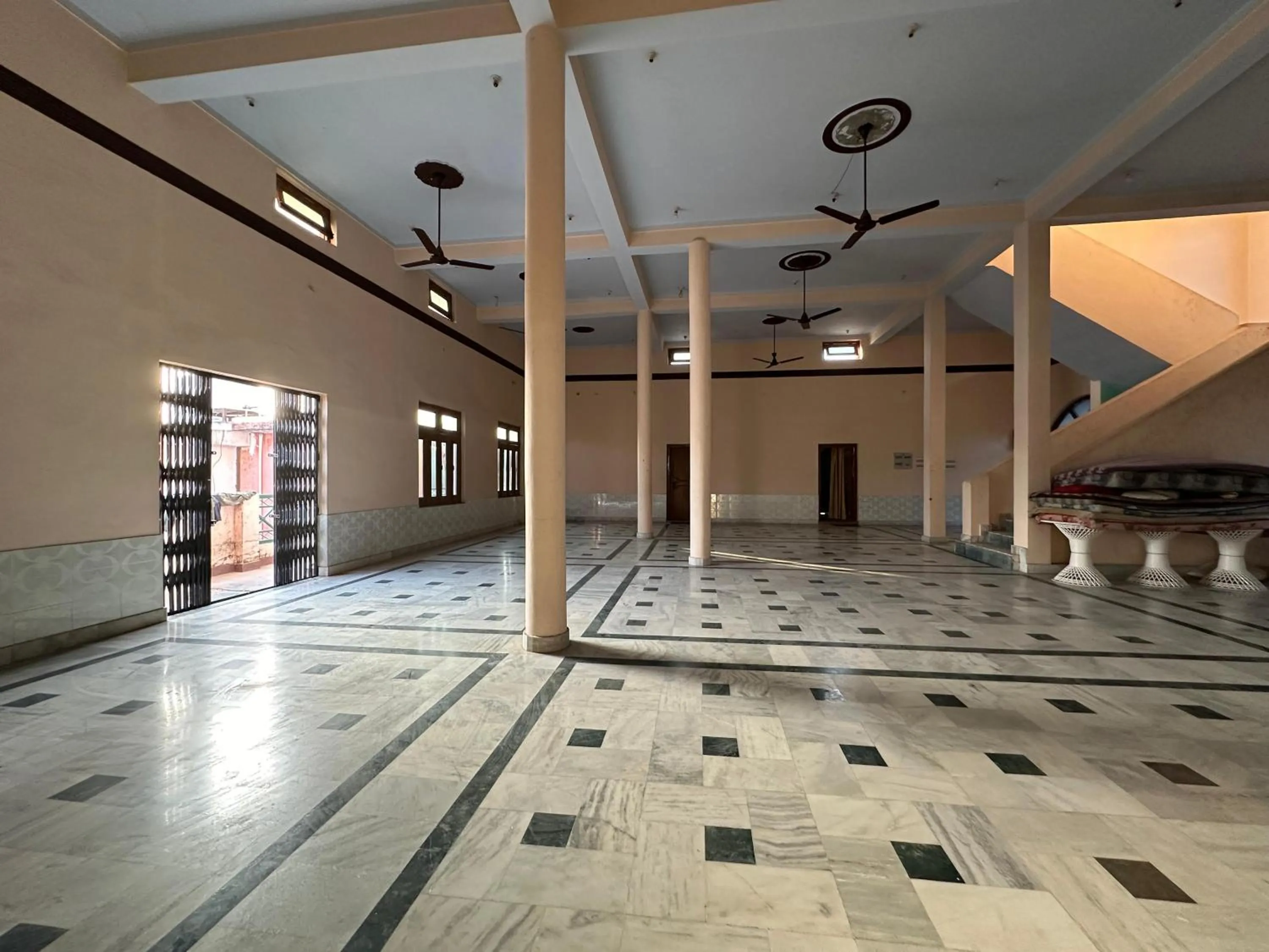 Property building, Swimming Pool in Six seasons resort