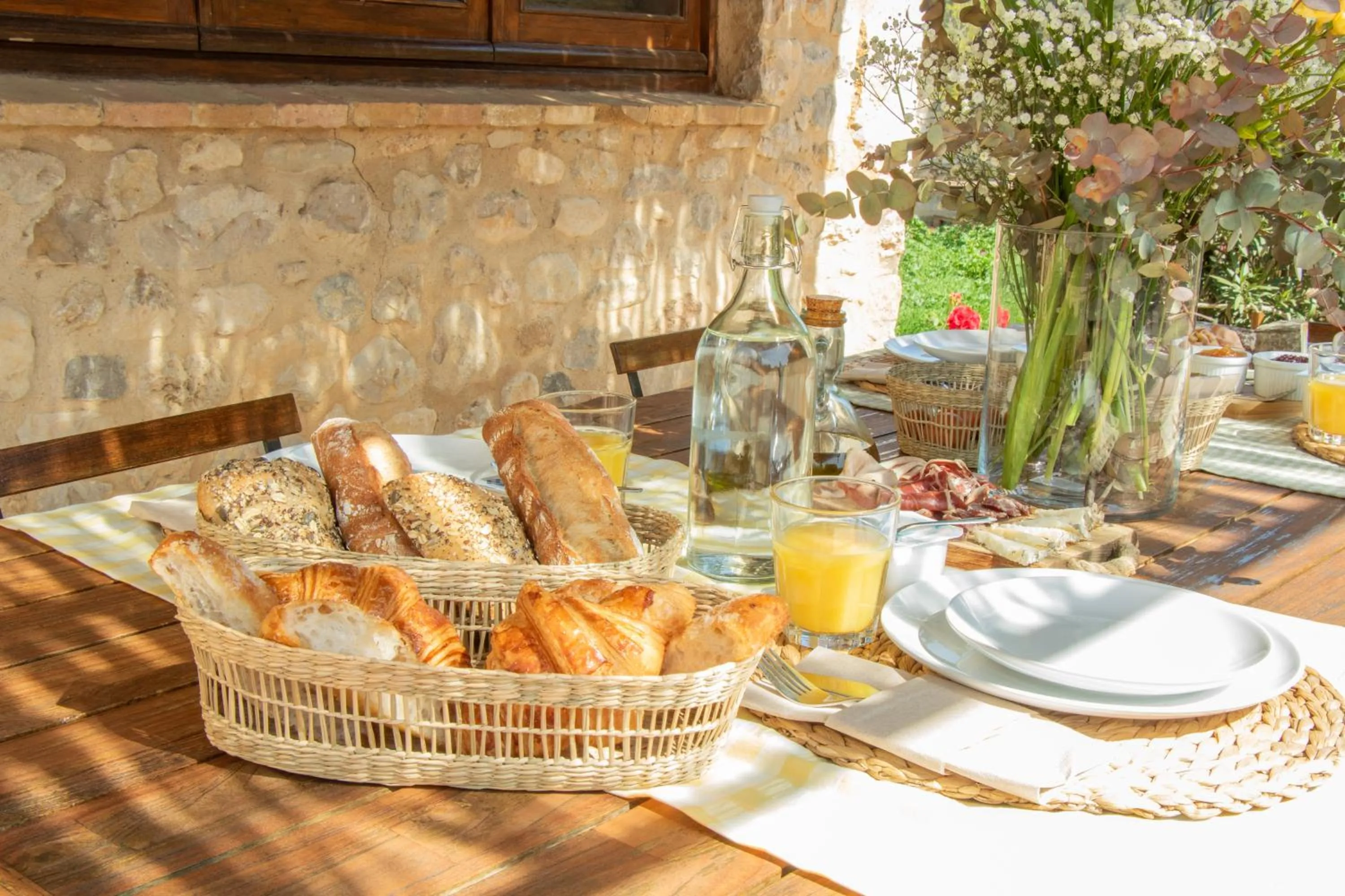 Breakfast in Mas Camins