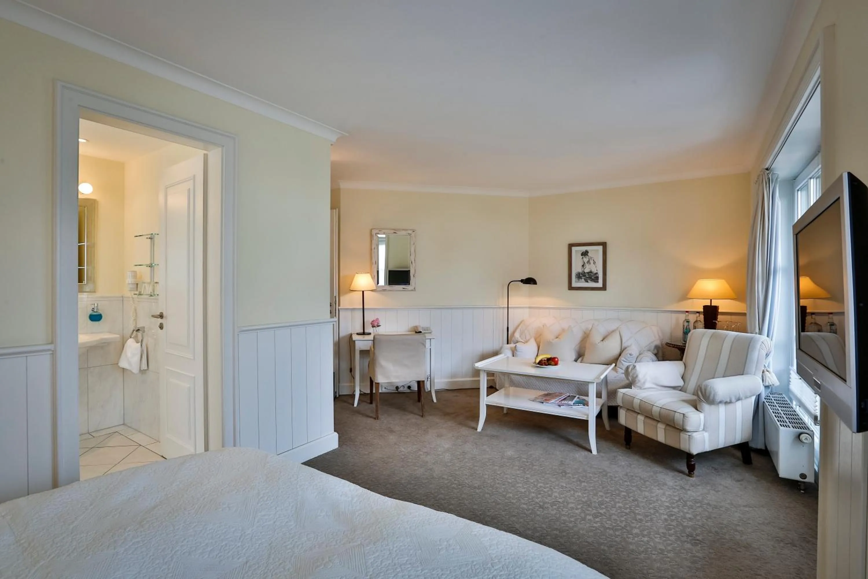 Bedroom, Bed in Hotel und Restaurant Jörg Müller