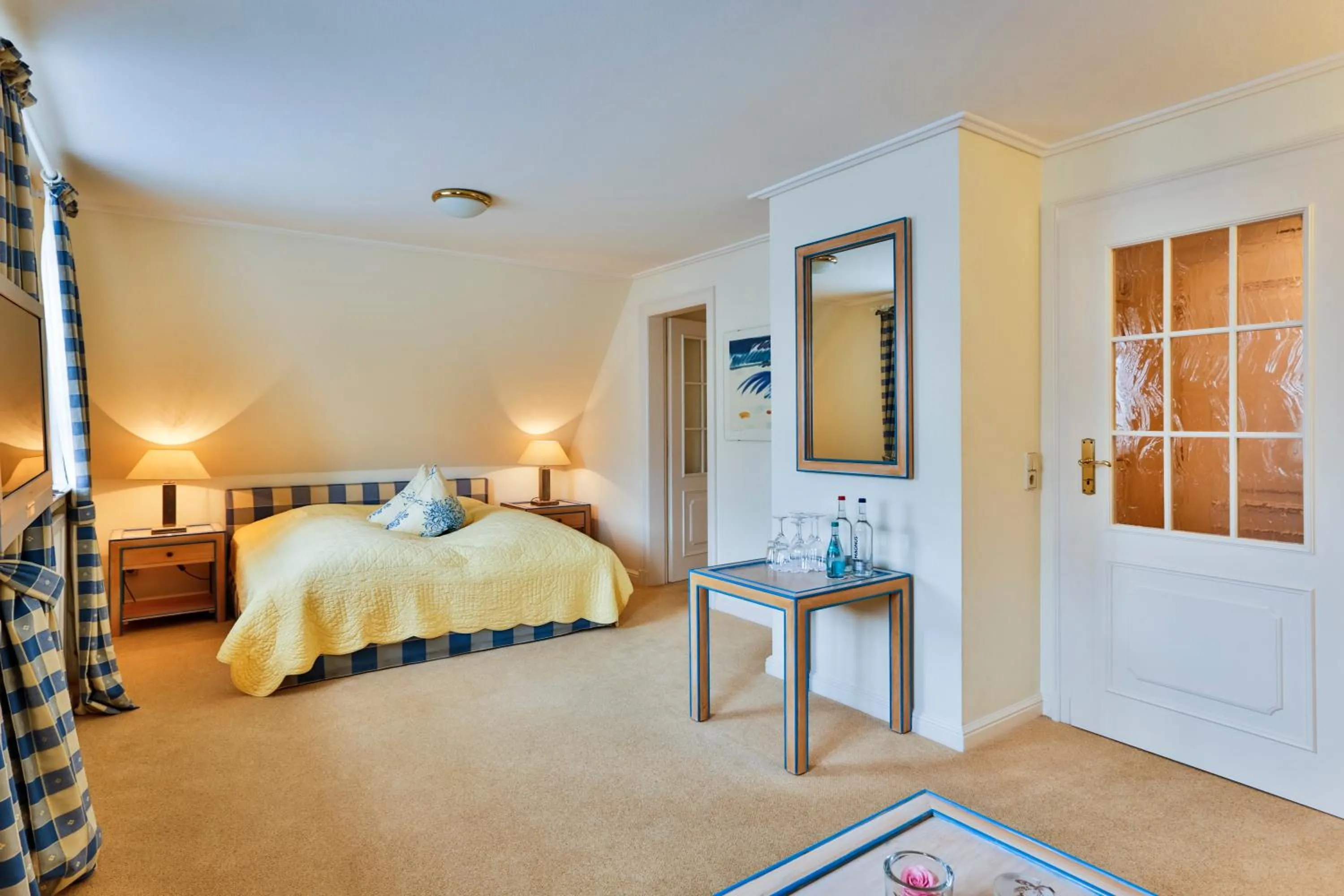 Bedroom, Bed in Hotel und Restaurant Jörg Müller