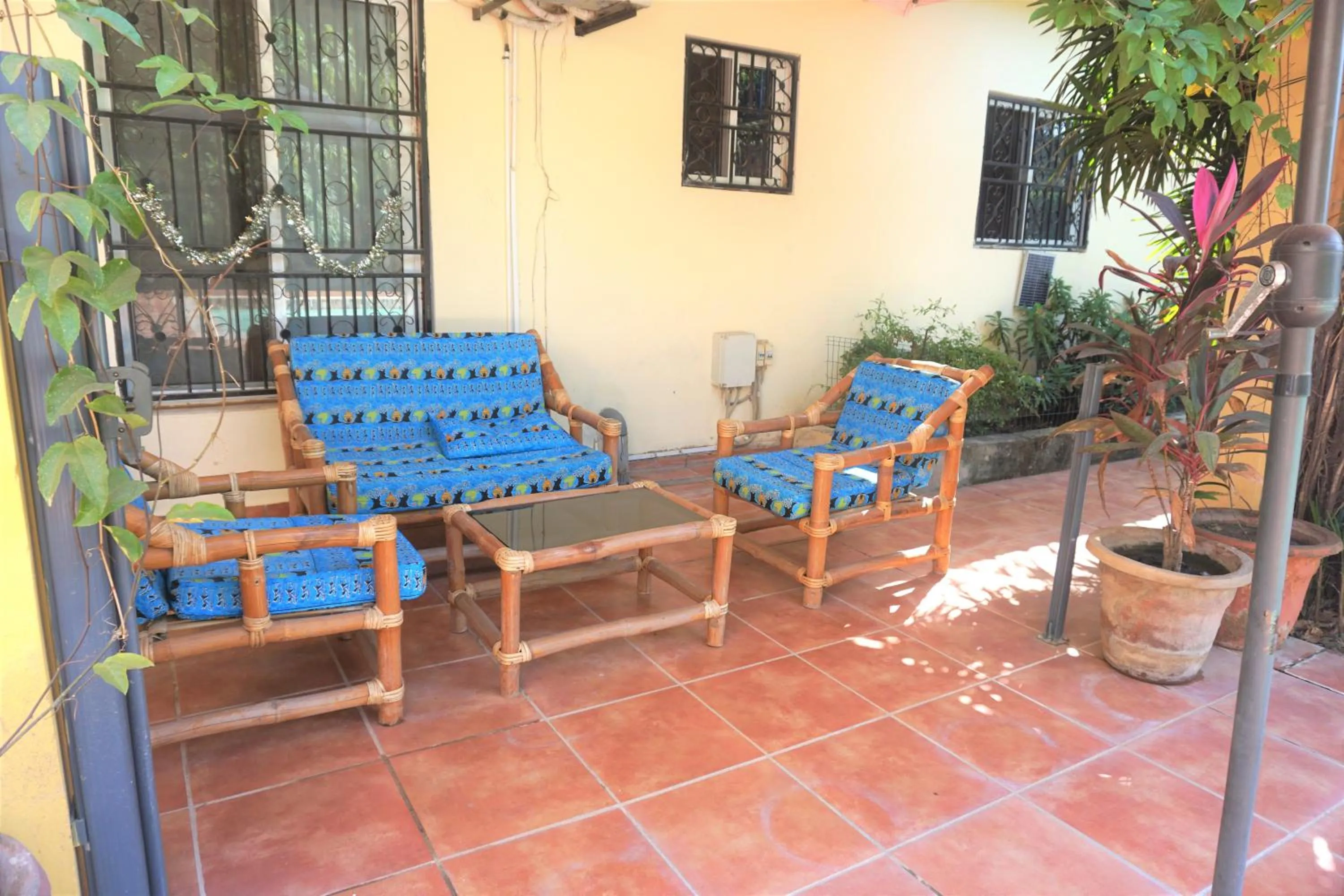 Patio in B & B Villa Calliandra