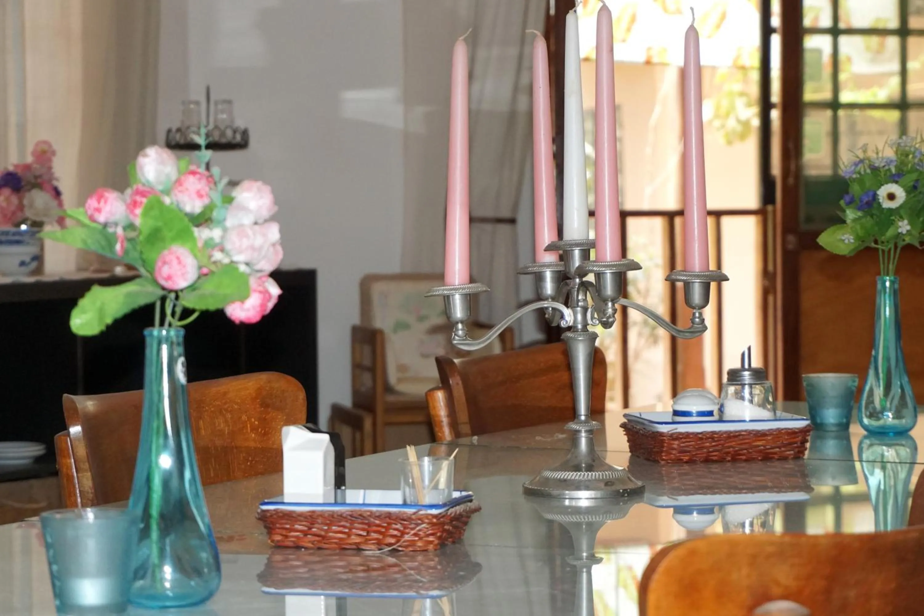 Restaurant/places to eat in B & B Villa Calliandra