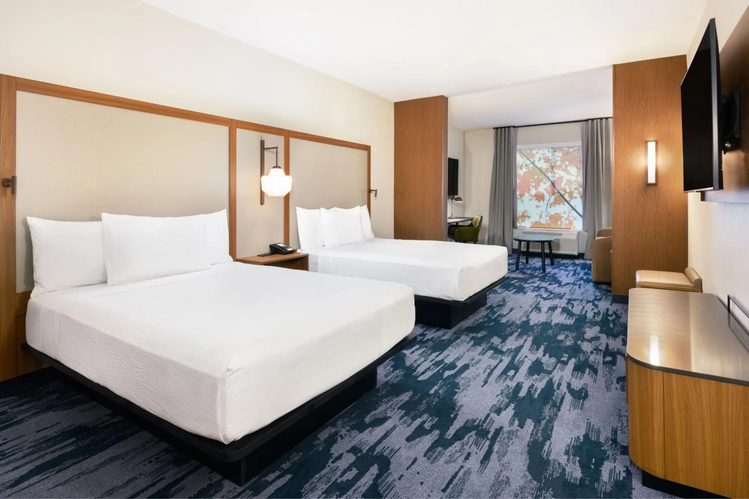 Photo of the whole room, Bed in Fairfield by Marriott Inn & Suites Orlando at Millenia