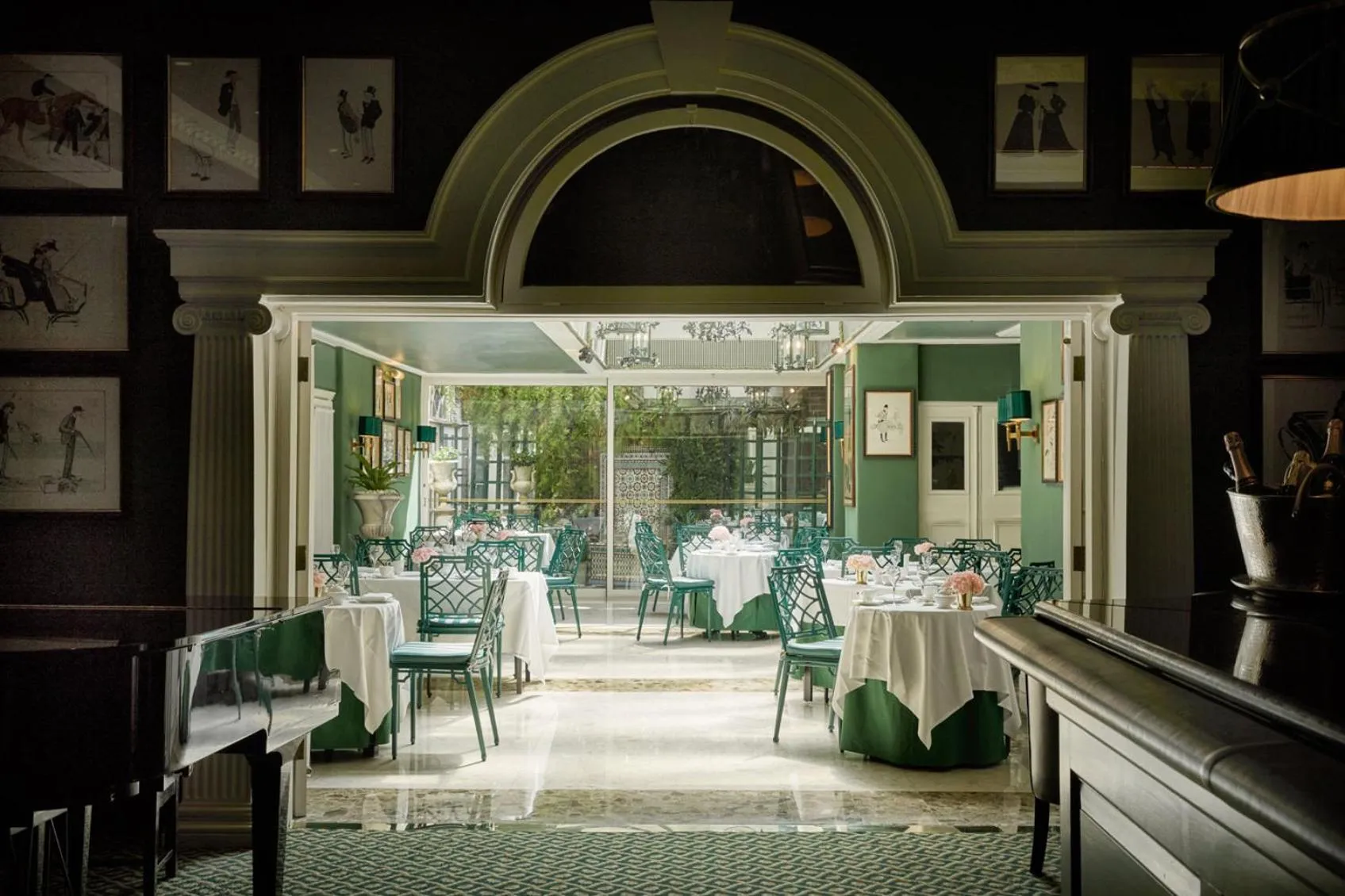 Restaurant/places to eat in The Chesterfield Mayfair