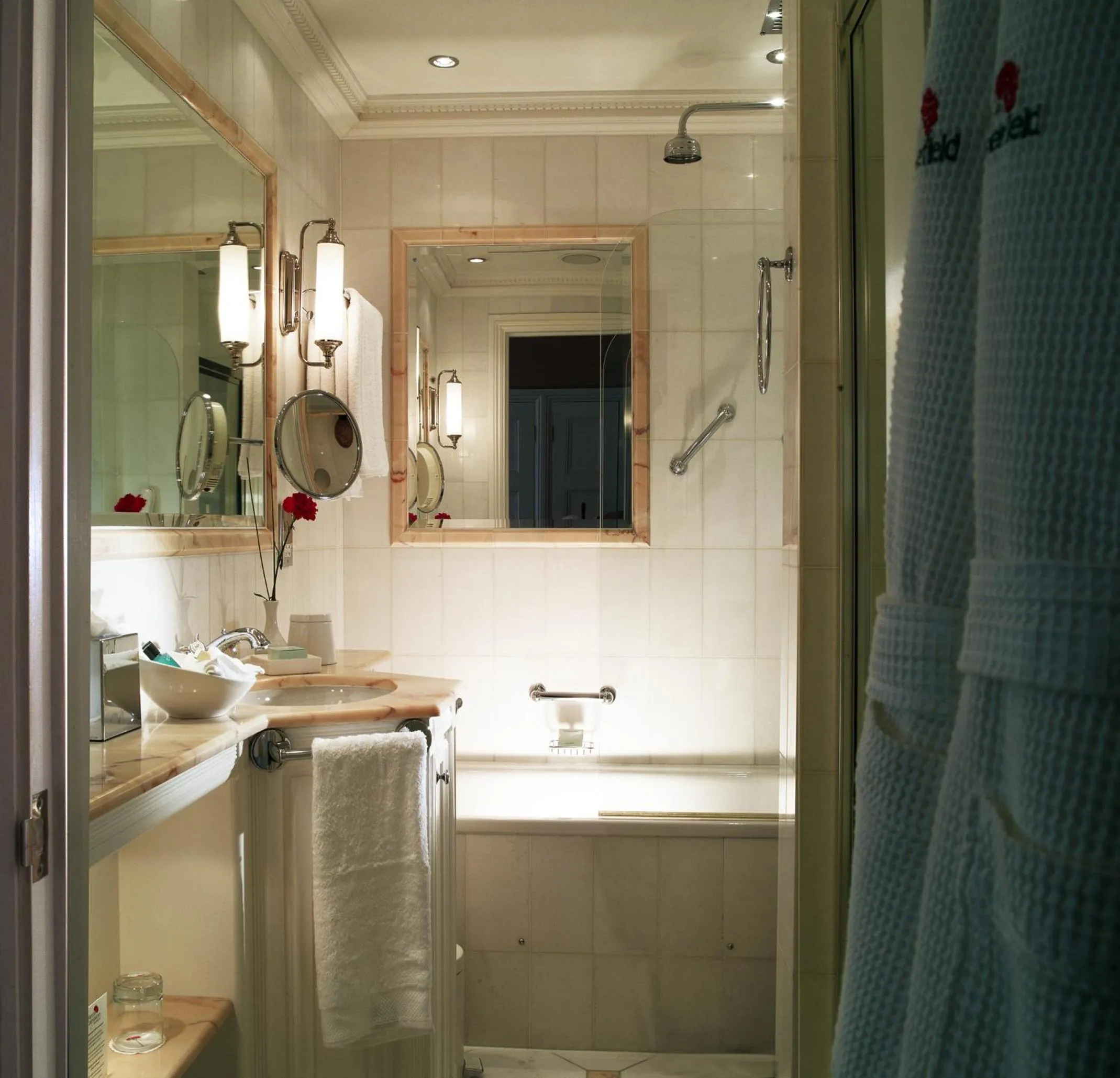 Bedroom in The Chesterfield Mayfair