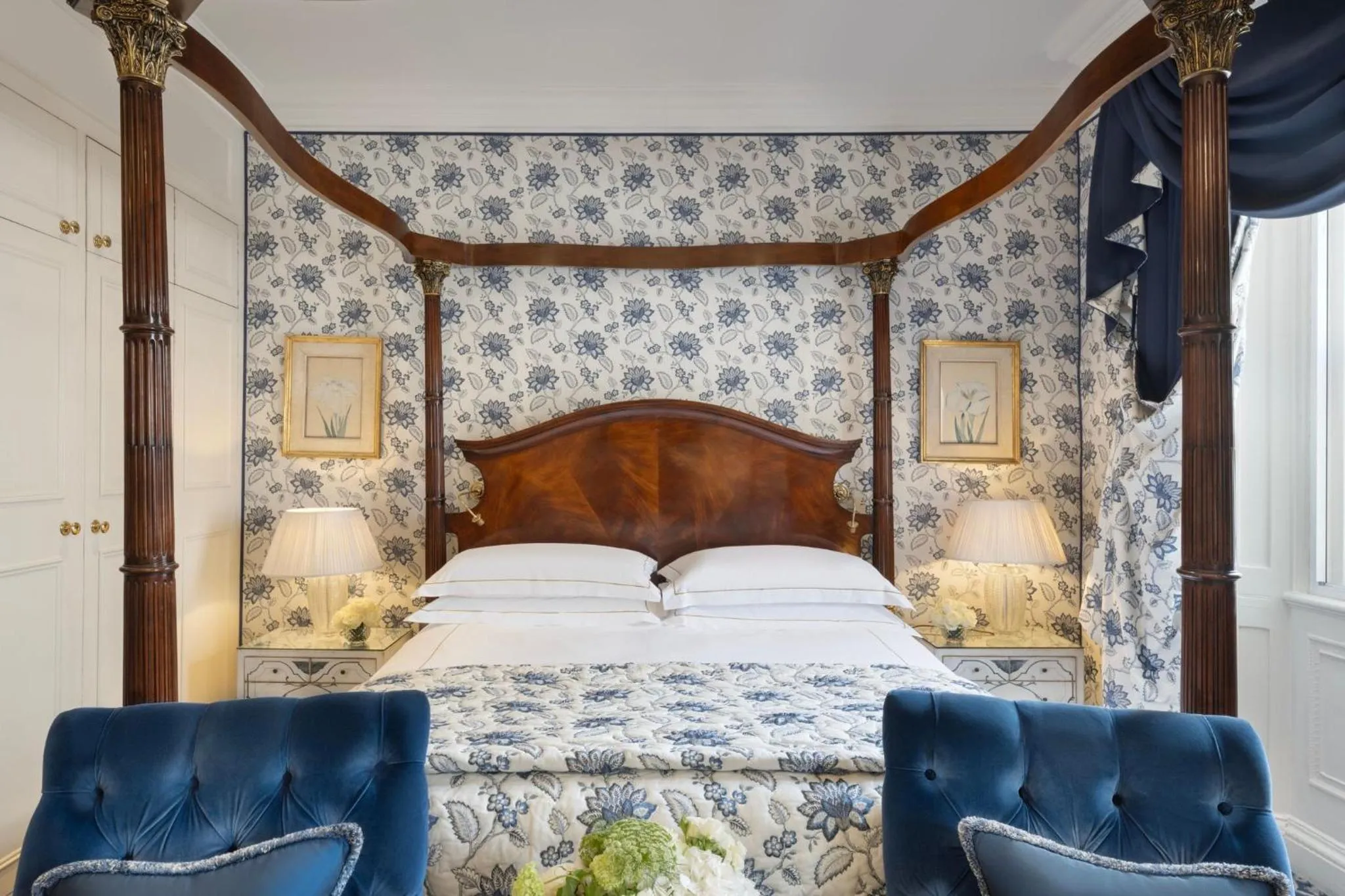 Bedroom, Bed in The Chesterfield Mayfair