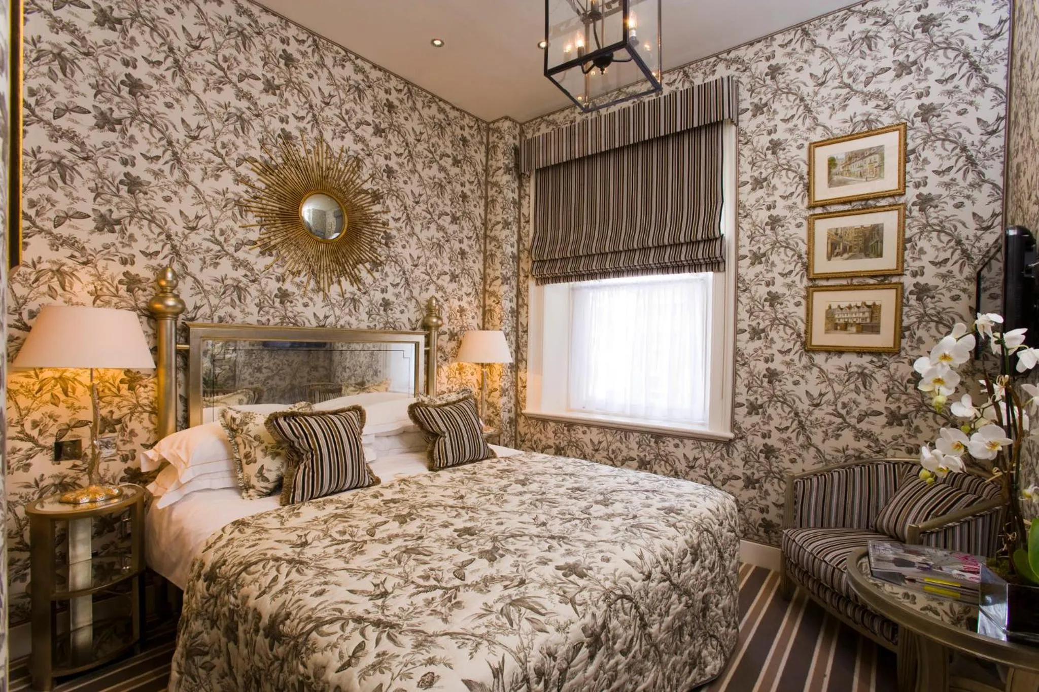 Bedroom, Bed in The Chesterfield Mayfair