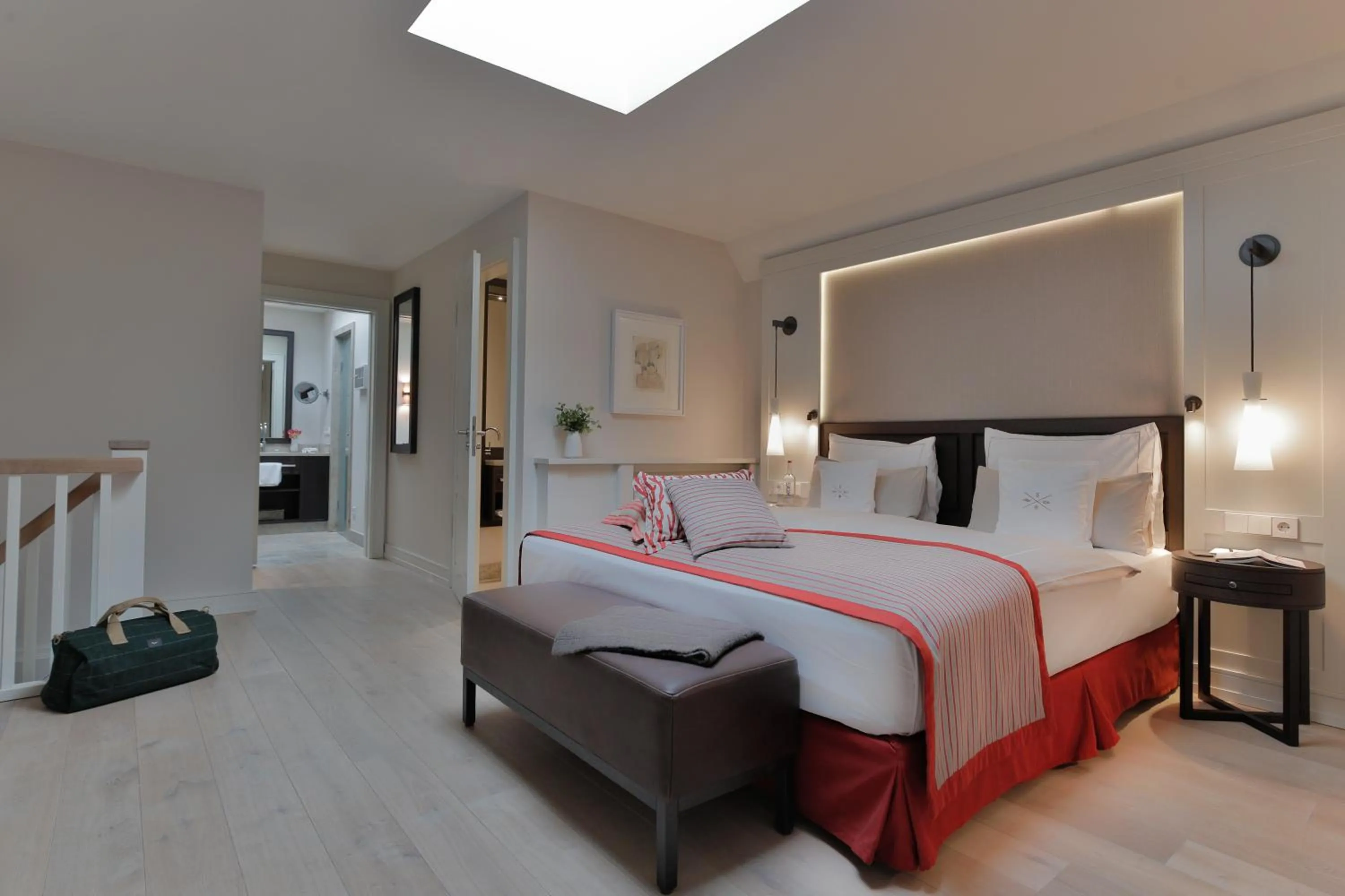 Photo of the whole room, Bed in Severin's Resort & Spa