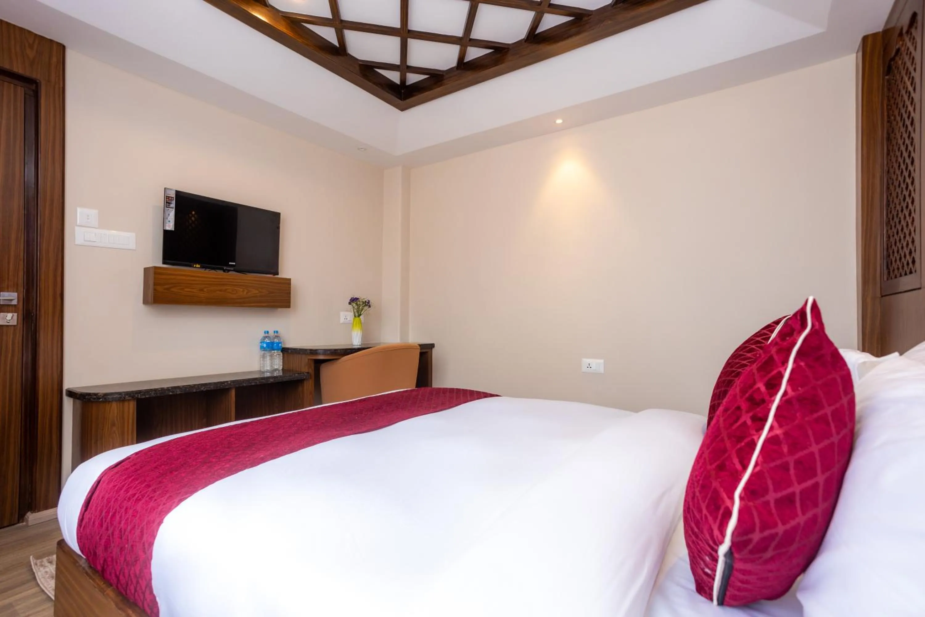 Bed in Kailash Boutique Hotel