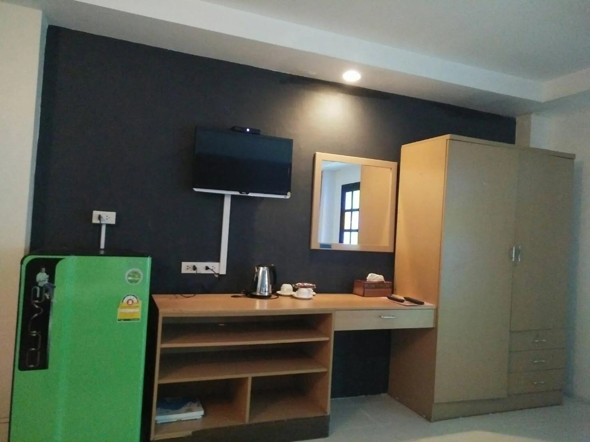 Area and facilities in Bangkok Travel Suites Hotel