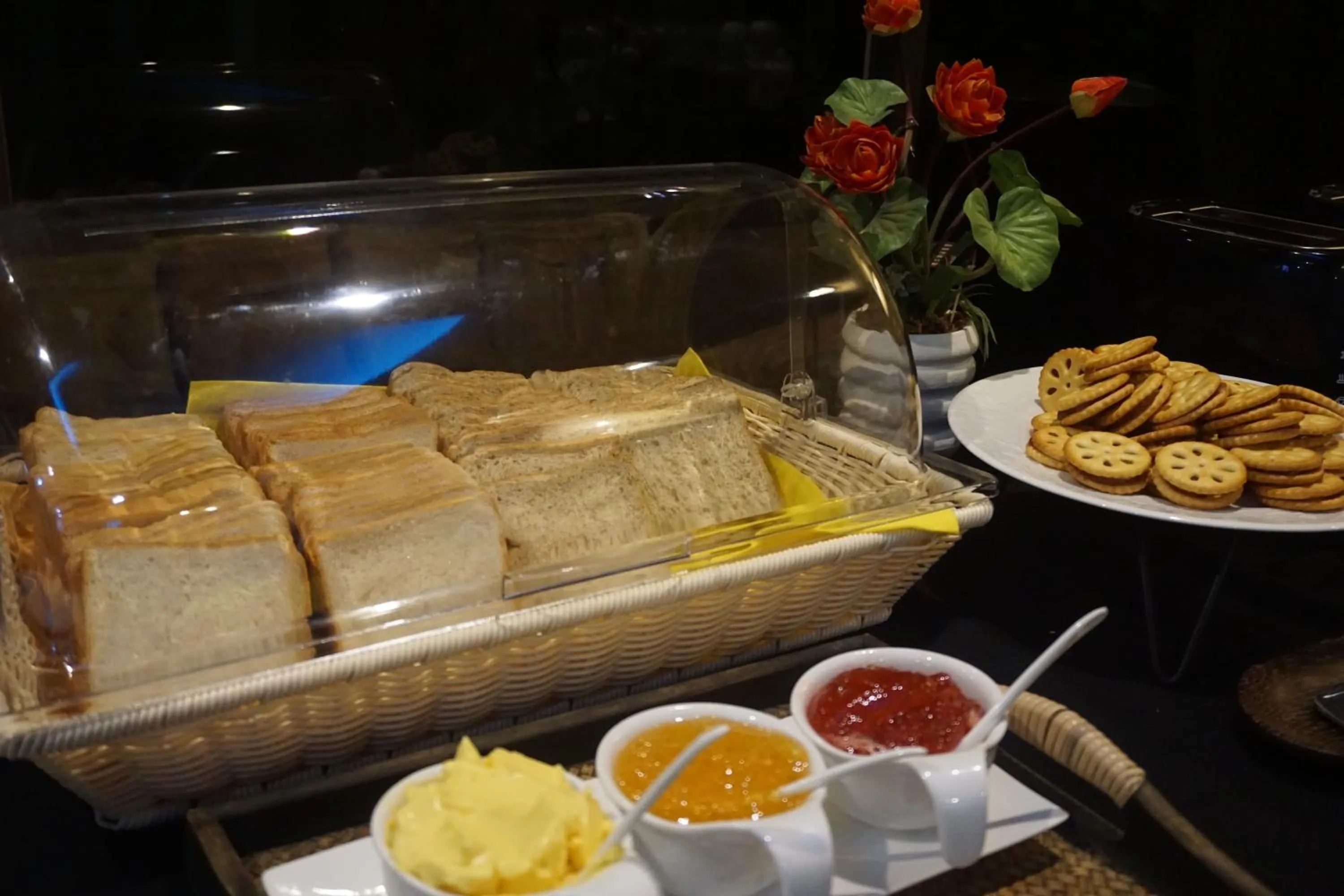 Breakfast in Bangkok Travel Suites Hotel