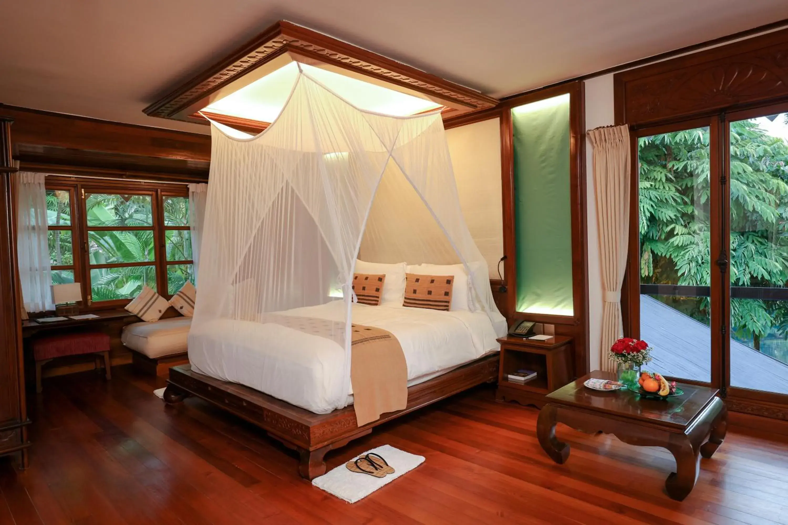 Executive Suite in Governor's Residence Executive Suite in Governor's Residence