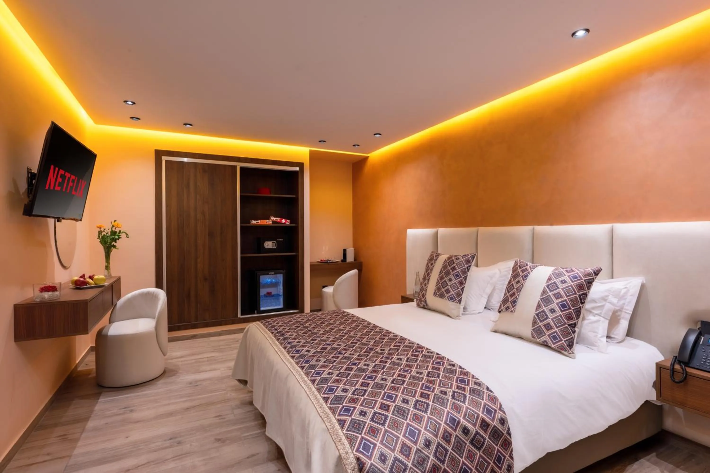 Bed in Swiss Continental Hôtel