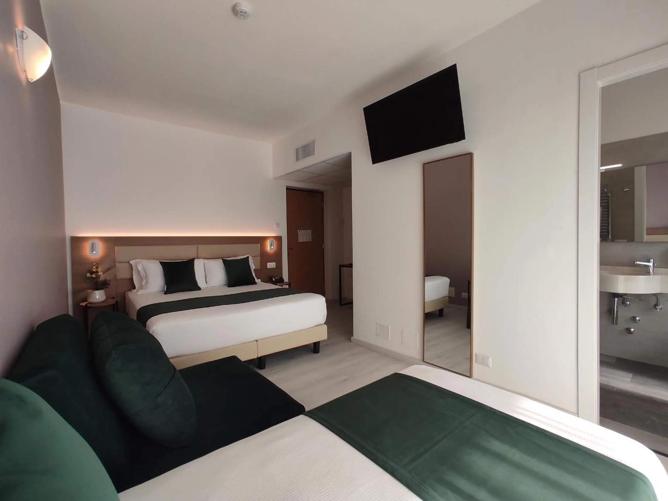 Bed in Massimi City Garden