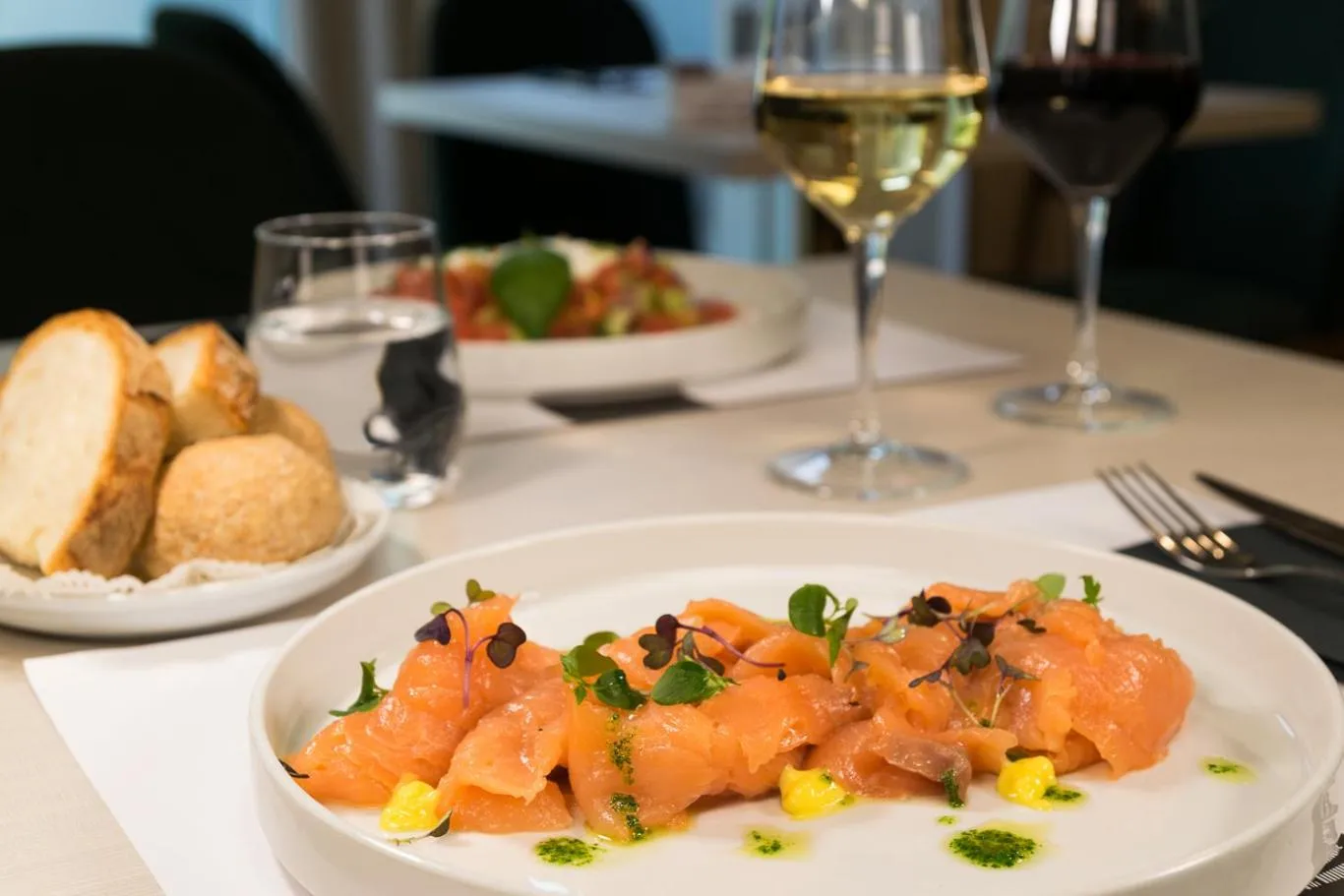 Restaurant/places to eat in Massimi City Garden