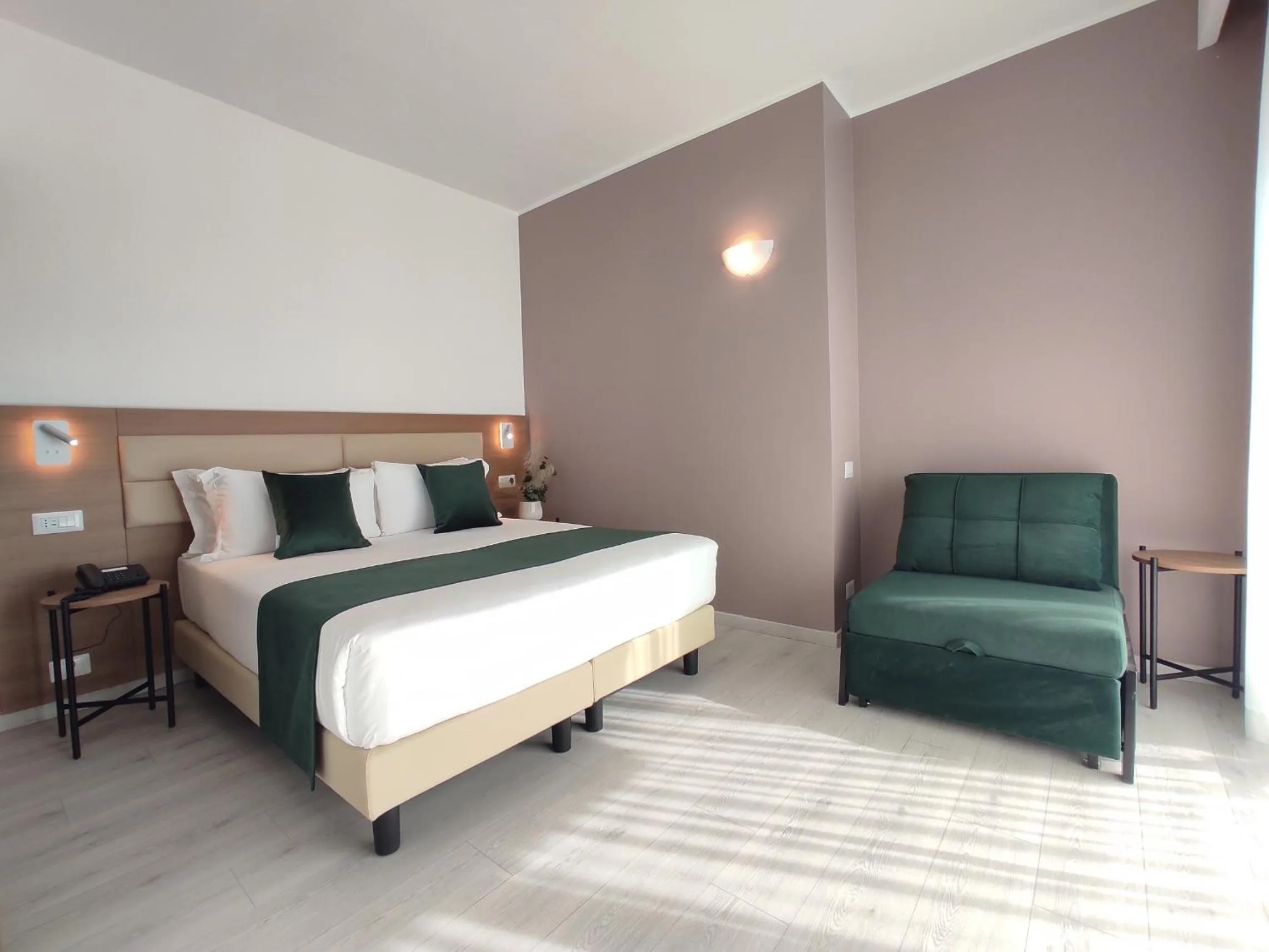 Bed in Massimi City Garden