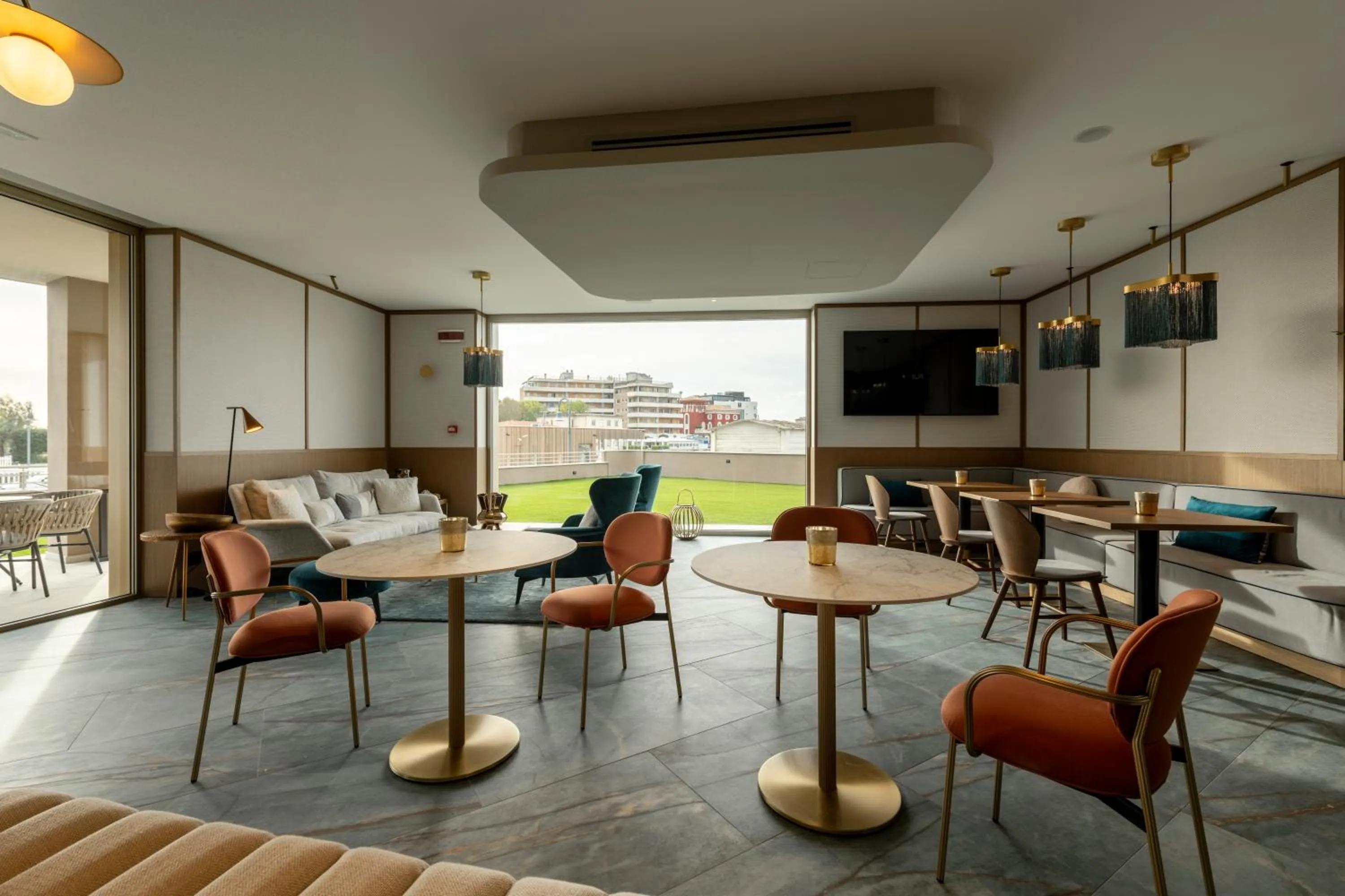 Lobby or reception in Visionair Suites & SPA-Room Only e Honesty Bar