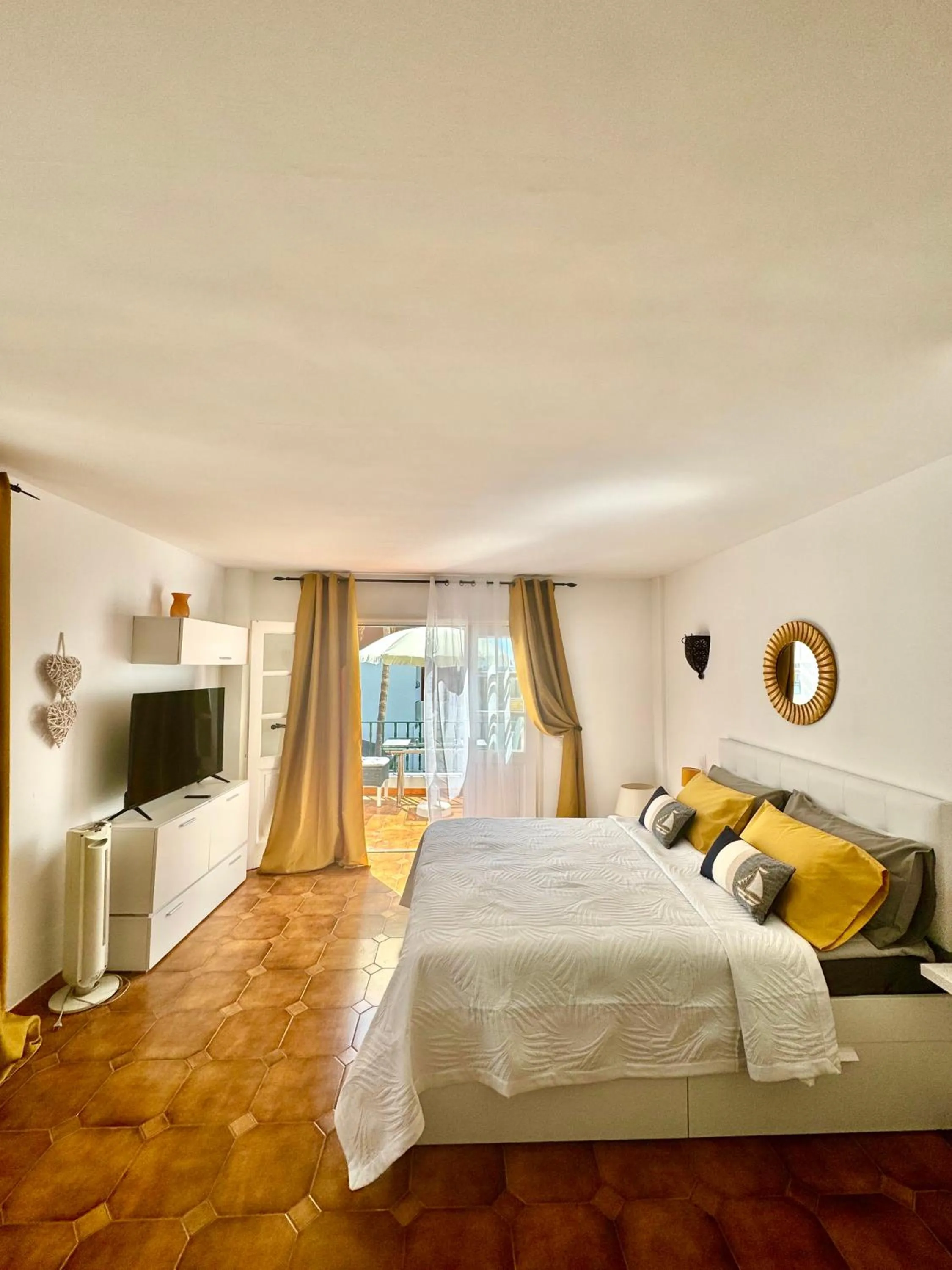 Bed in BuenaVista Torviscas Beach