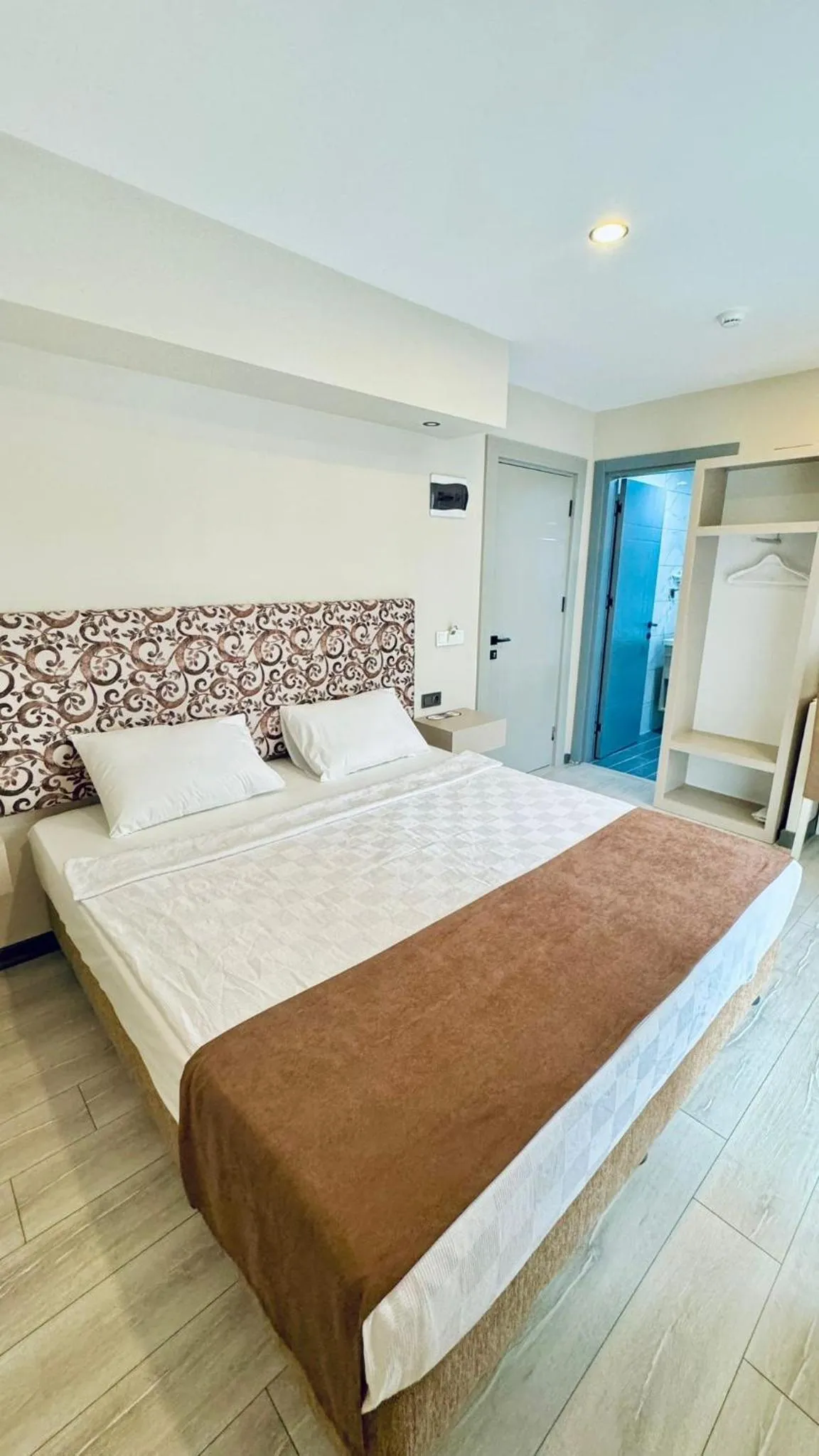 Bedroom, Bed in Toprak City Hotel Antalya