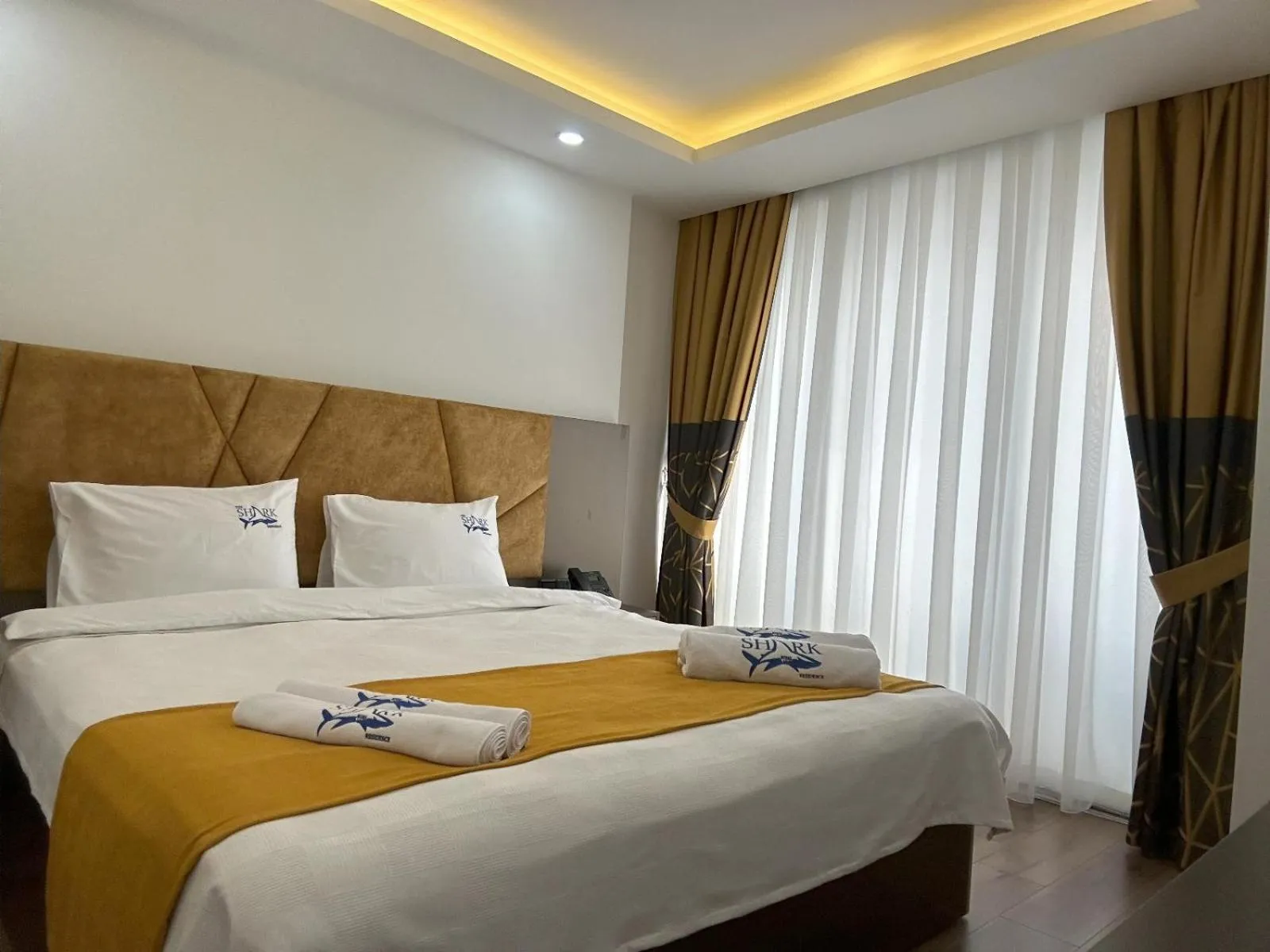 Bed in Nurel Shark Residence