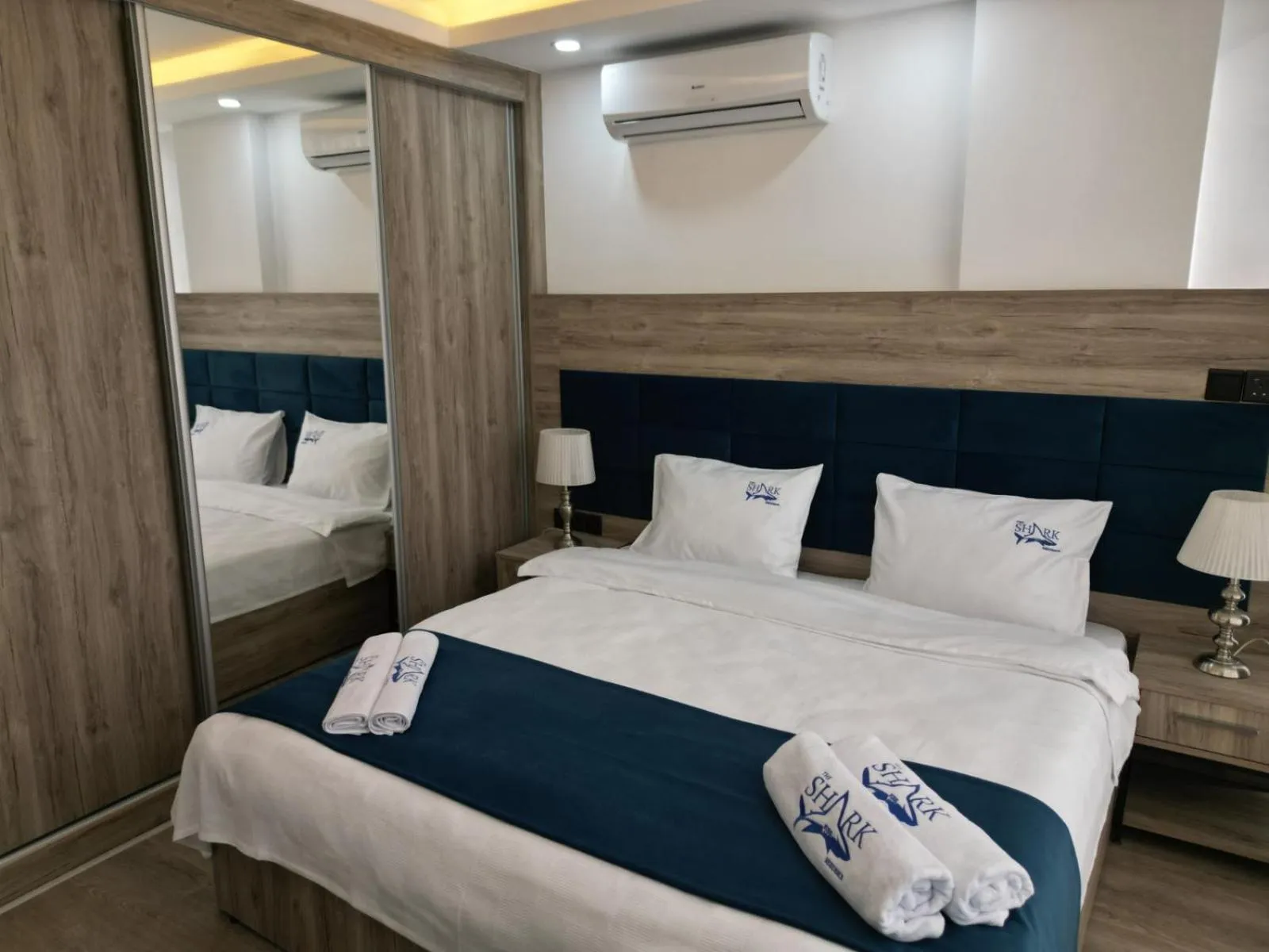 Bed in Nurel Shark Residence