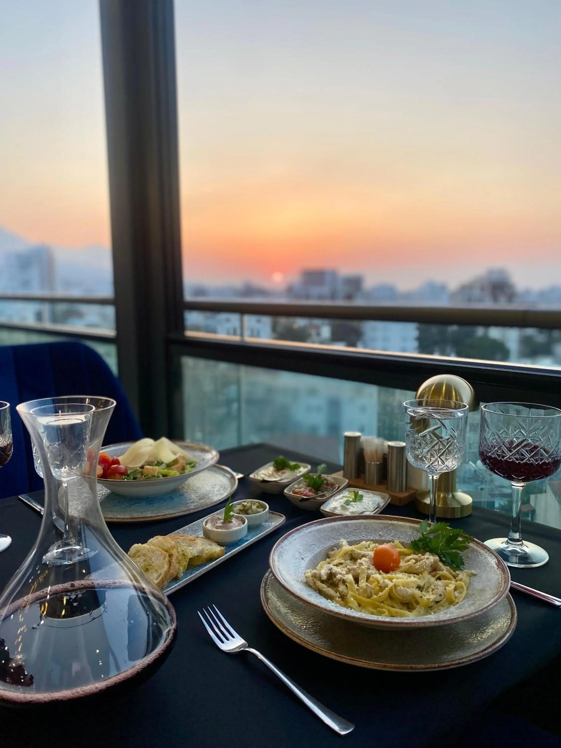 Food and drinks in Nurel Shark Residence