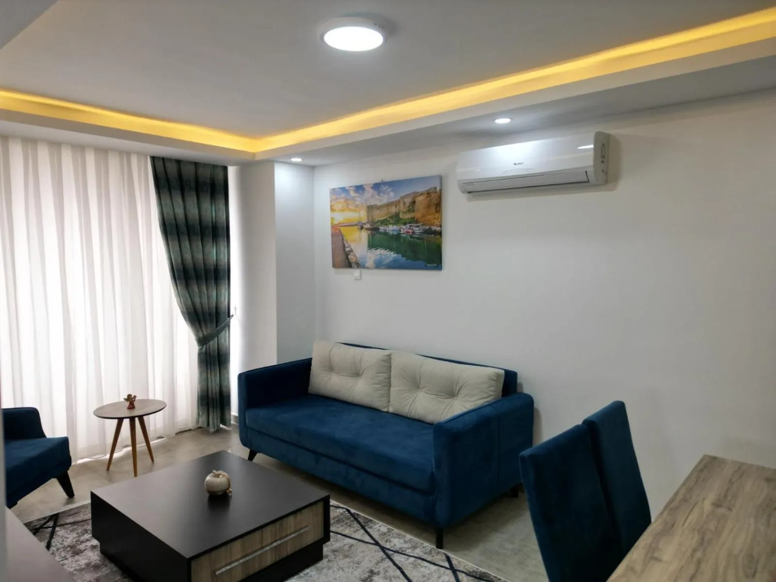 TV and multimedia in Nurel Shark Residence