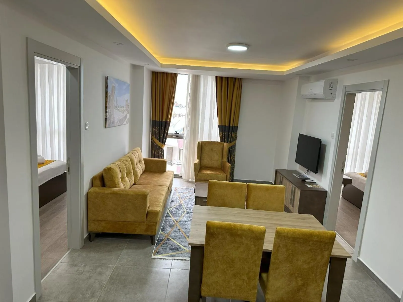 TV and multimedia in Nurel Shark Residence