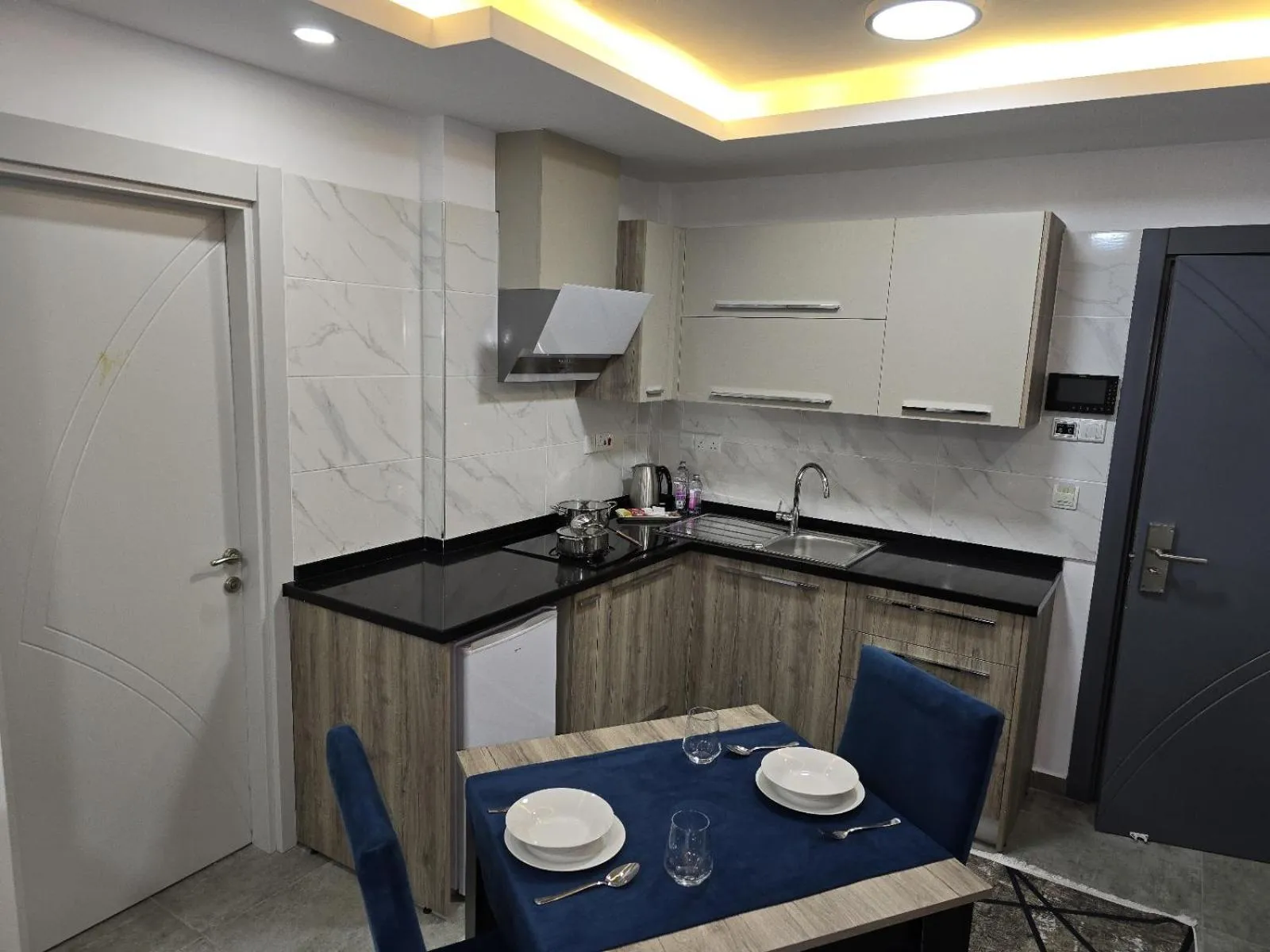 Kitchen or kitchenette in Nurel Shark Residence