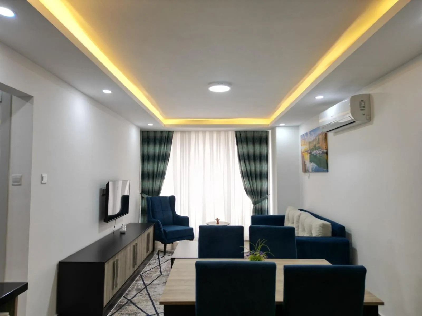 TV and multimedia in Nurel Shark Residence