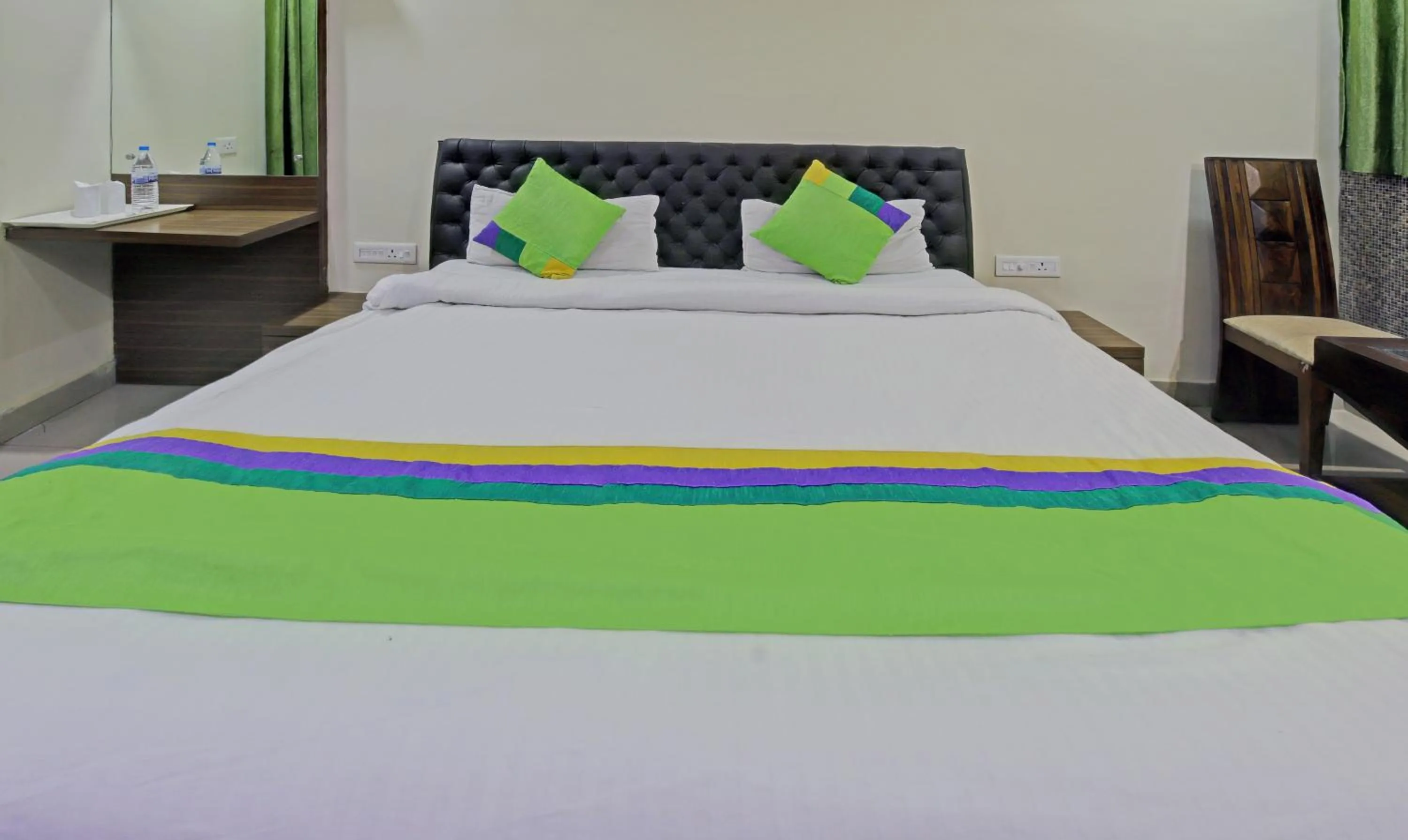 Bedroom, Bed in Treebo Archie Regency