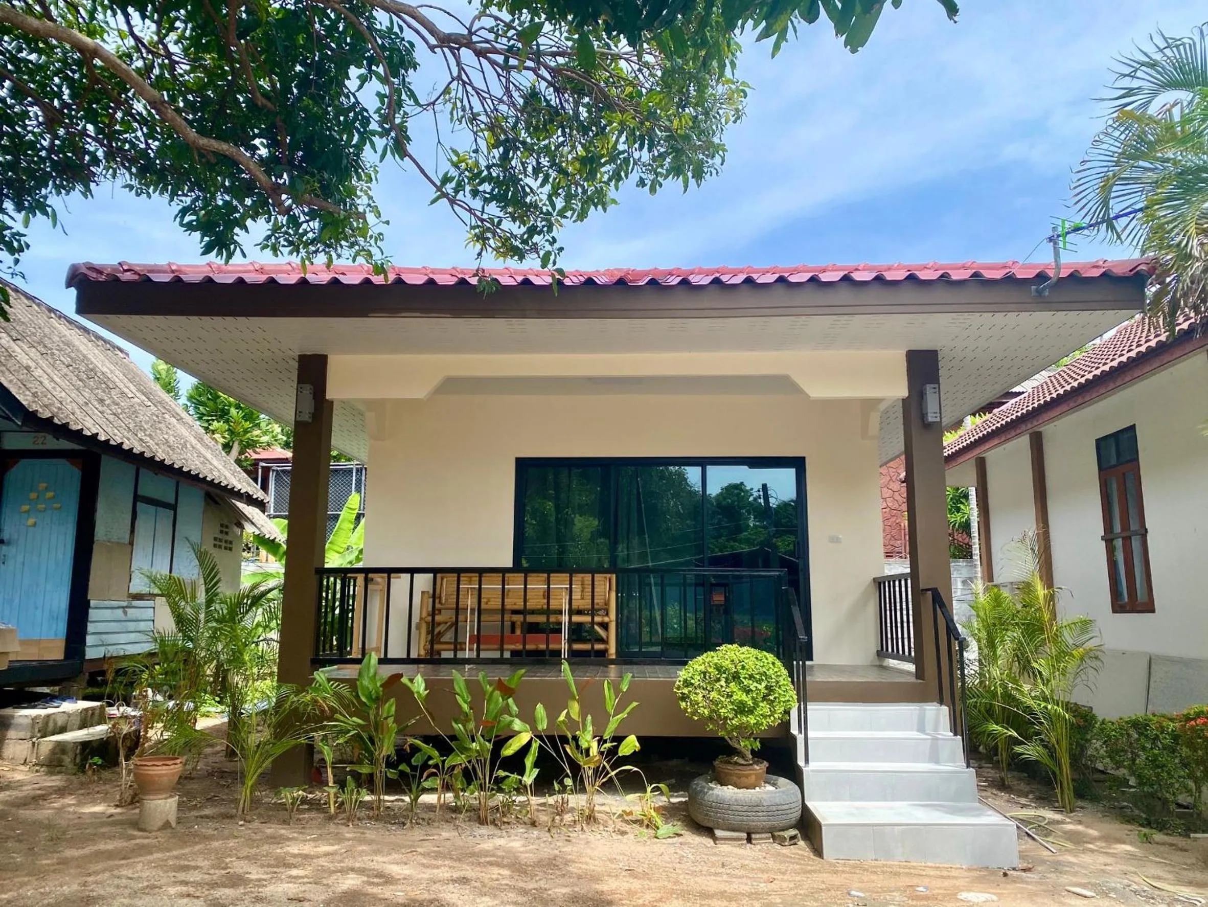 Rainbow Bungalow Haadrin Koh Phangan