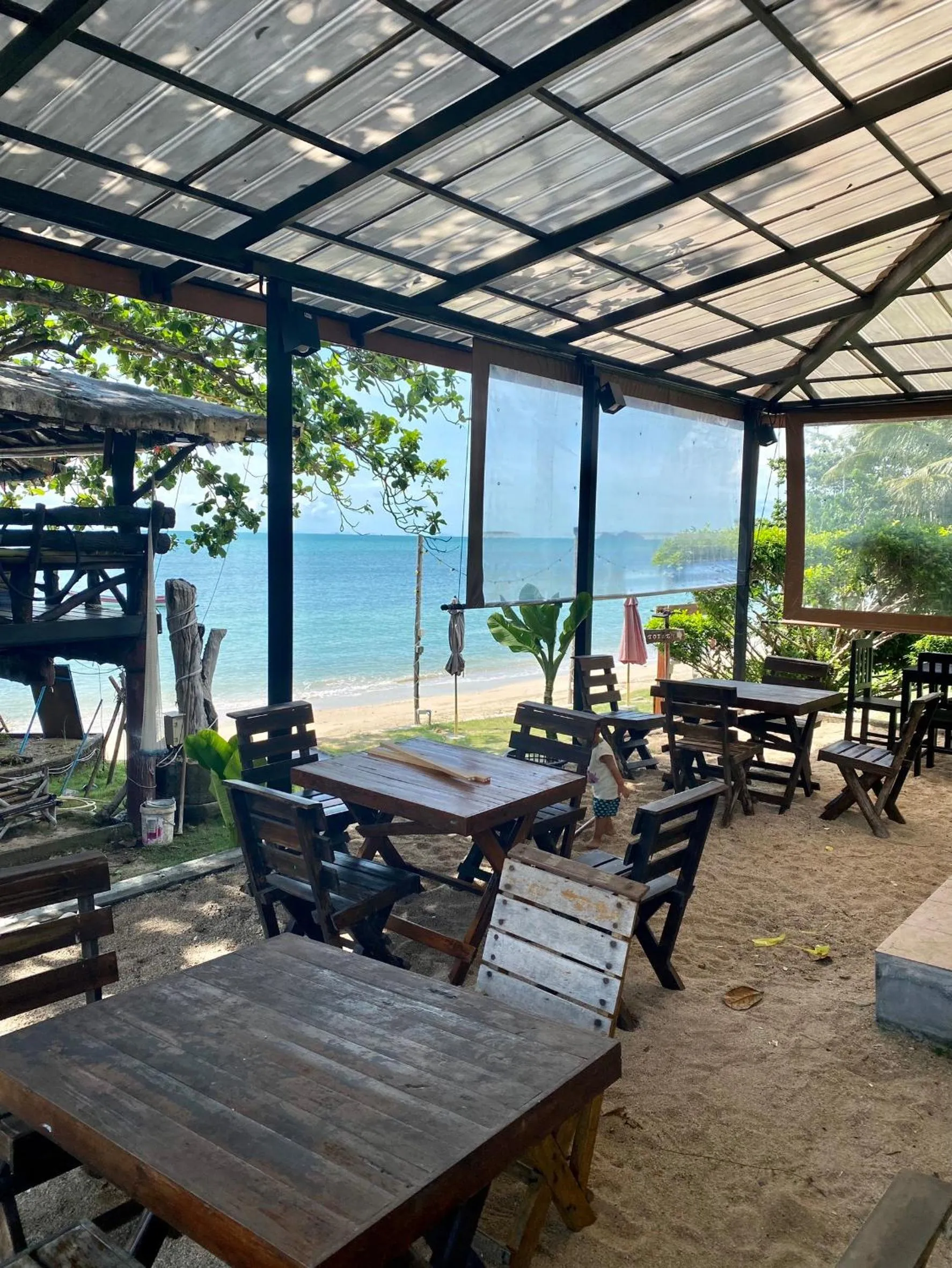 Rainbow Bungalow Haadrin Koh Phangan