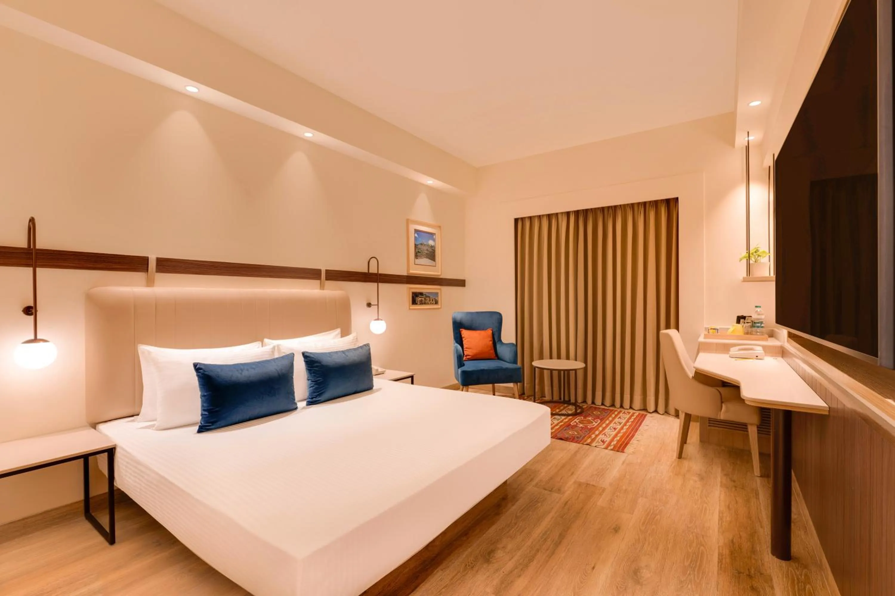 Bed in Lemon Tree Hotel, Gachibowli, Hyderabad