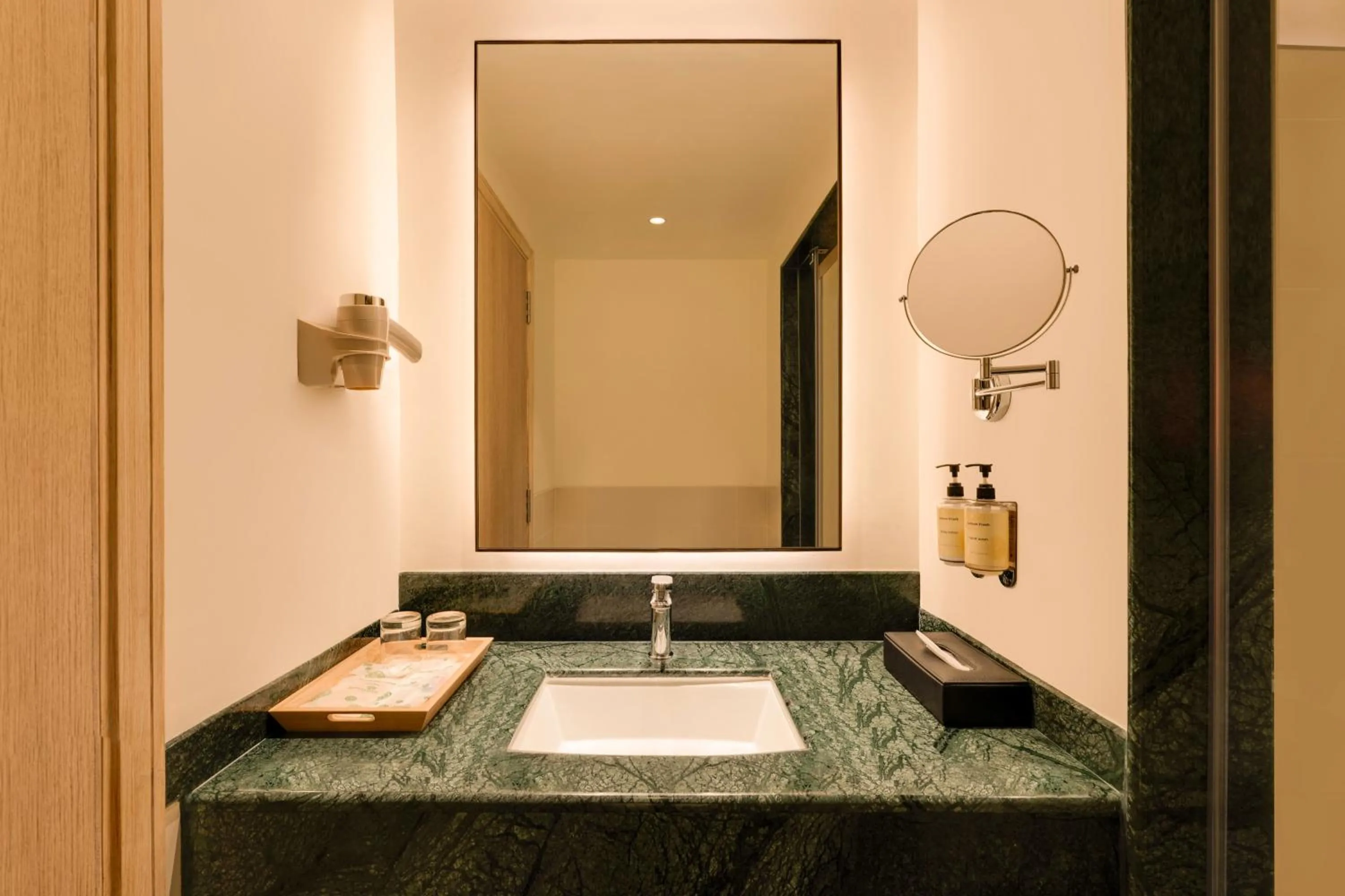 Lemon Tree Hotel, Gachibowli, Hyderabad