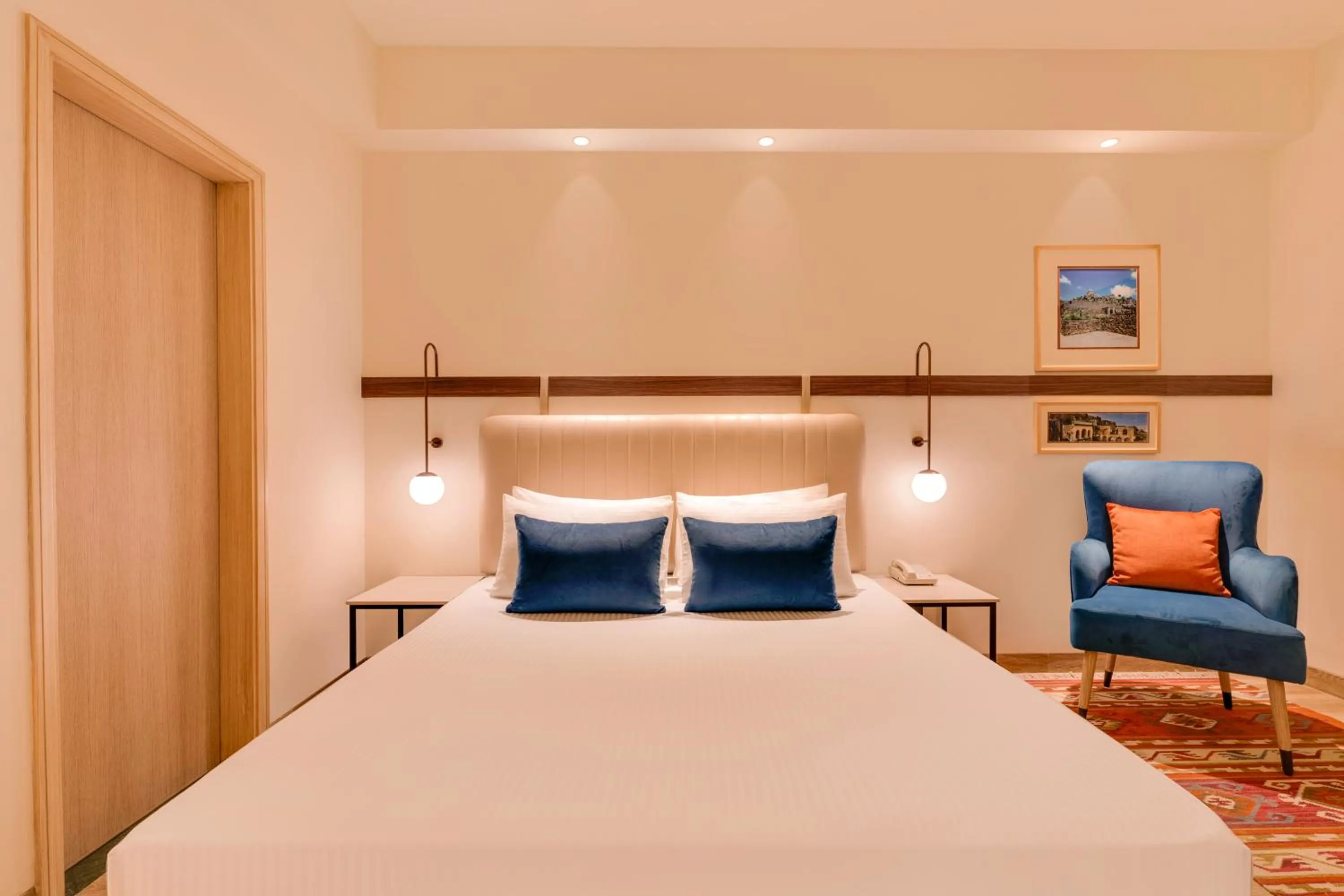 Bed in Lemon Tree Hotel, Gachibowli, Hyderabad