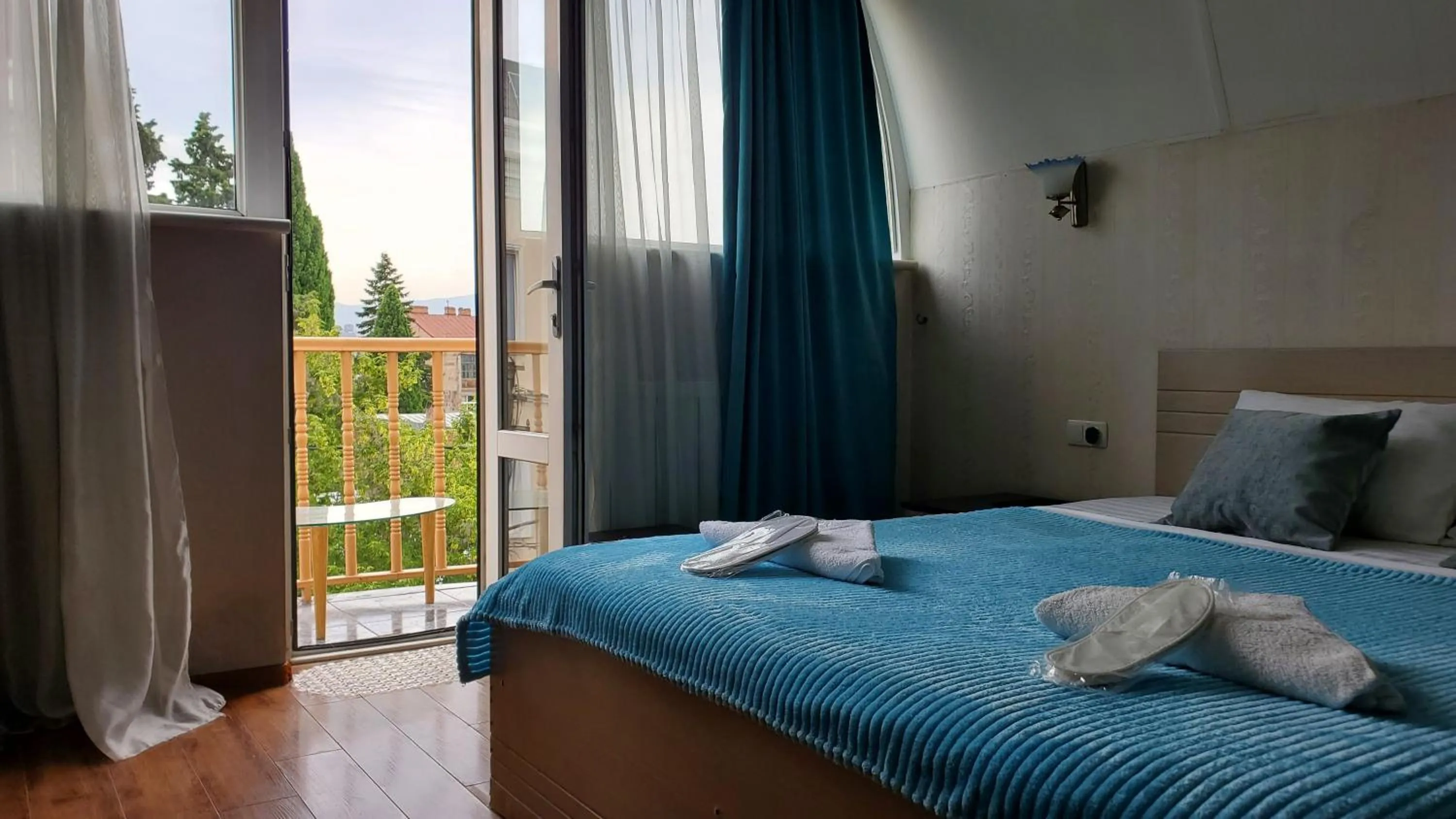 Bed in Hotel Antalia