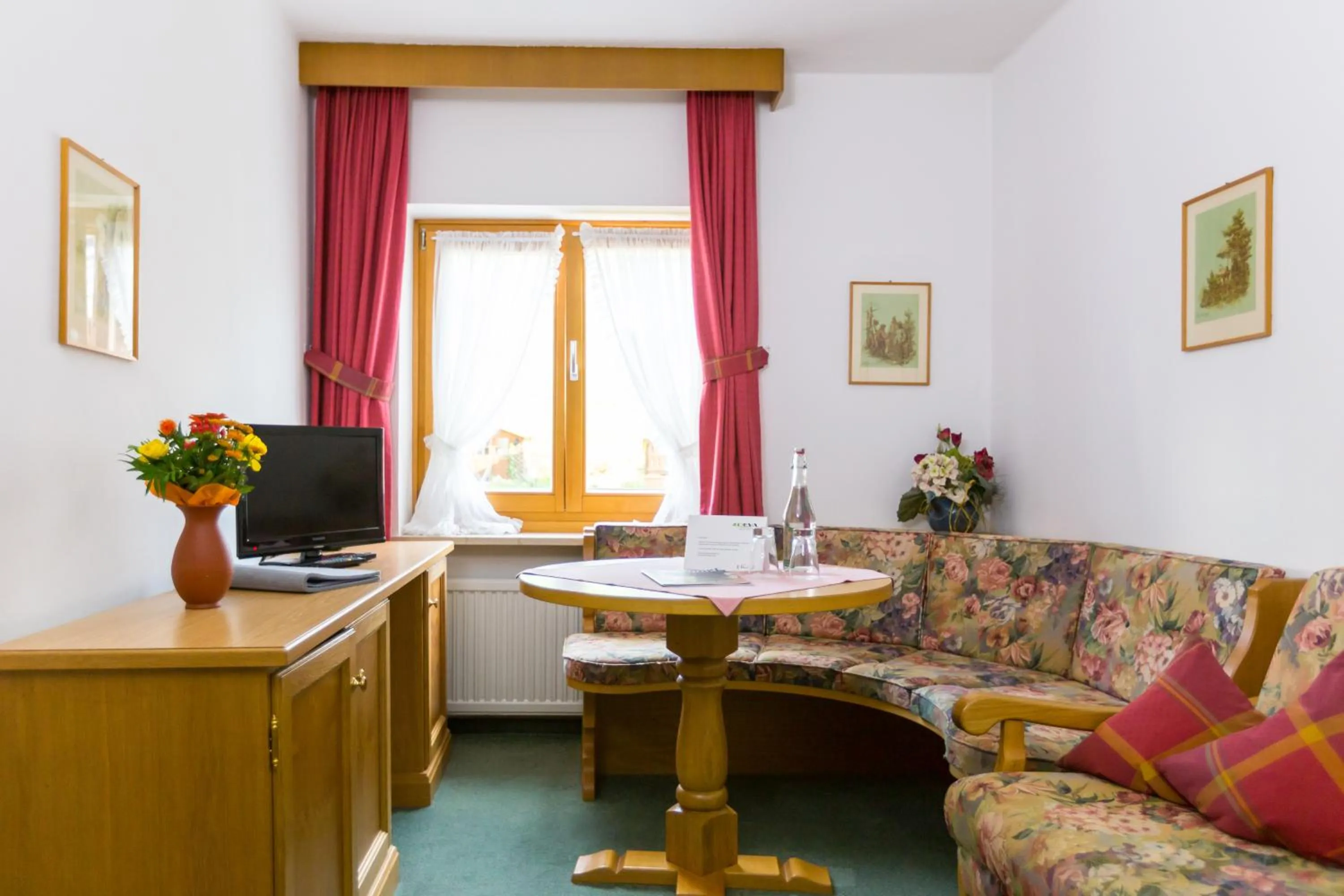 Living room in Hotel Sonnleiten