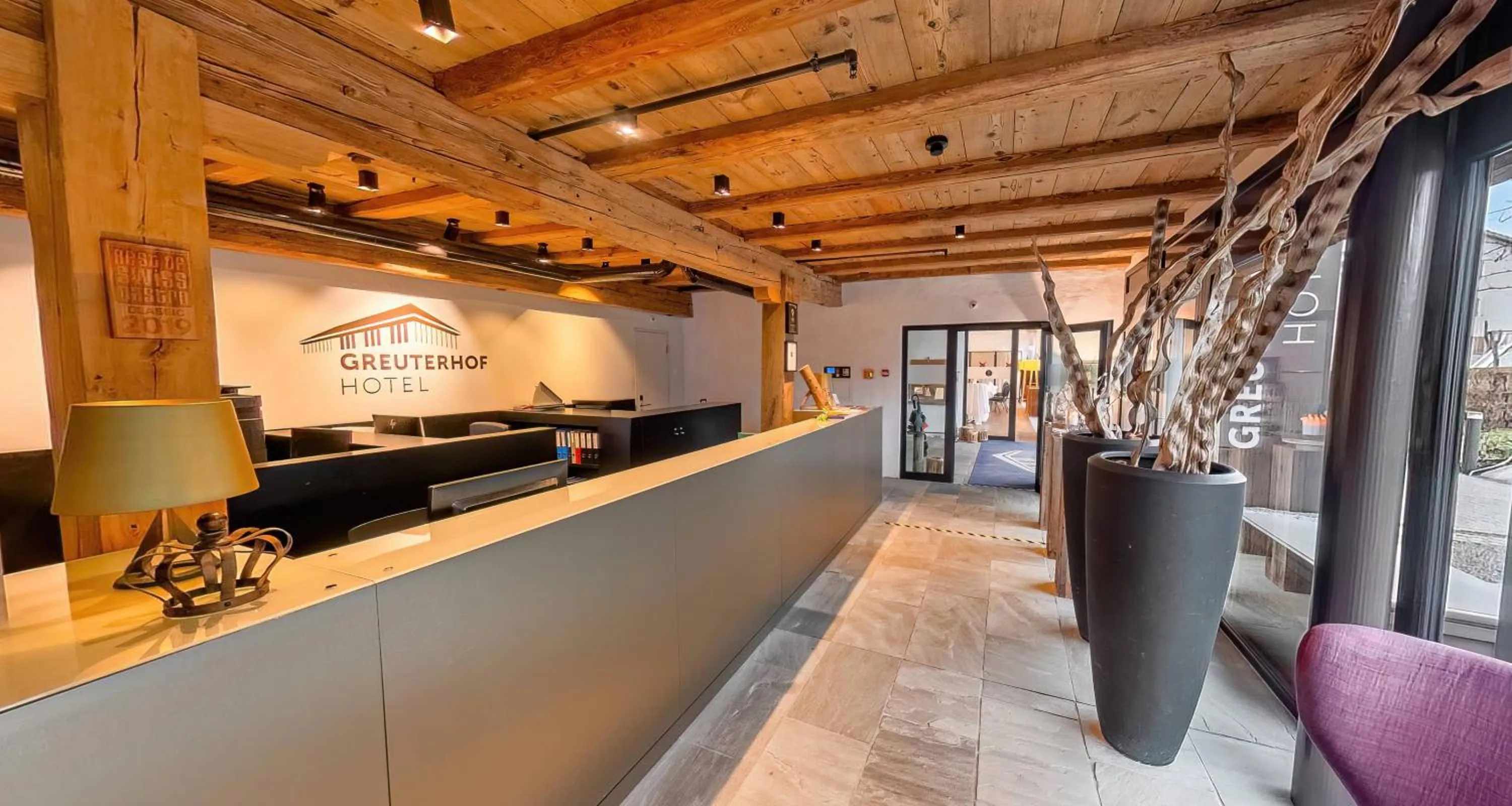 Lobby or reception in Hotel Greuterhof Islikon