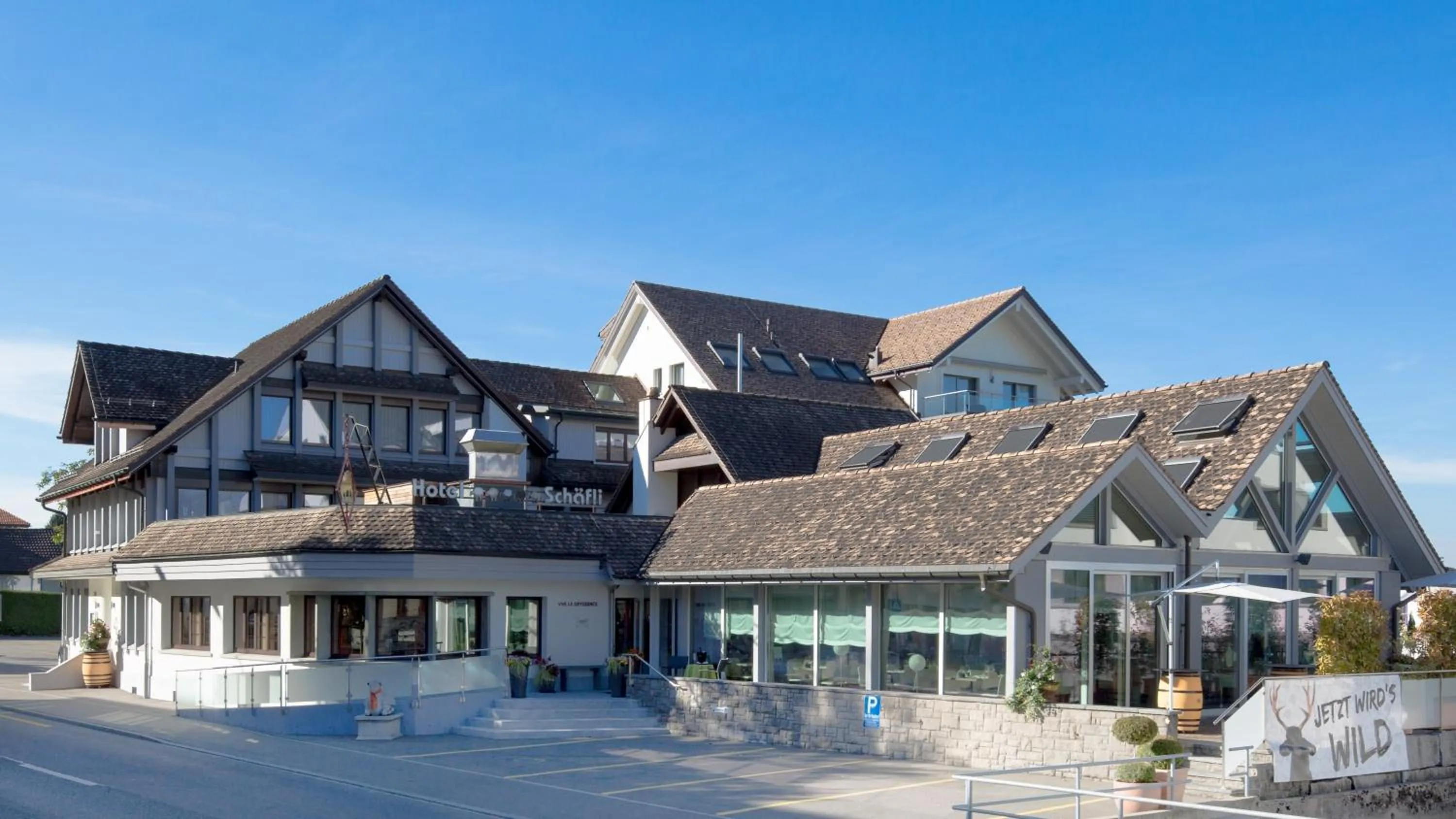 Facade/entrance in Hotel Schäfli Siebnen