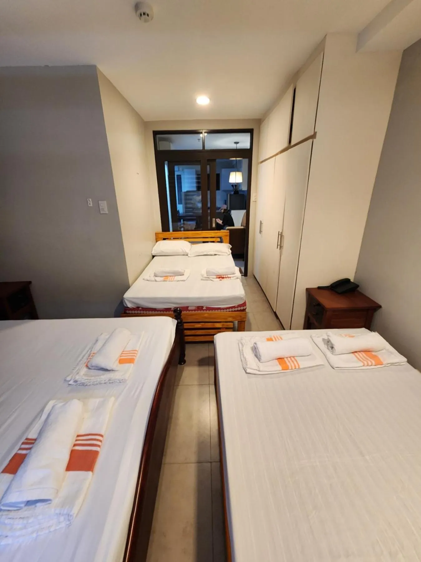 Bed in 2F Vivere Condo - Govantes Properties