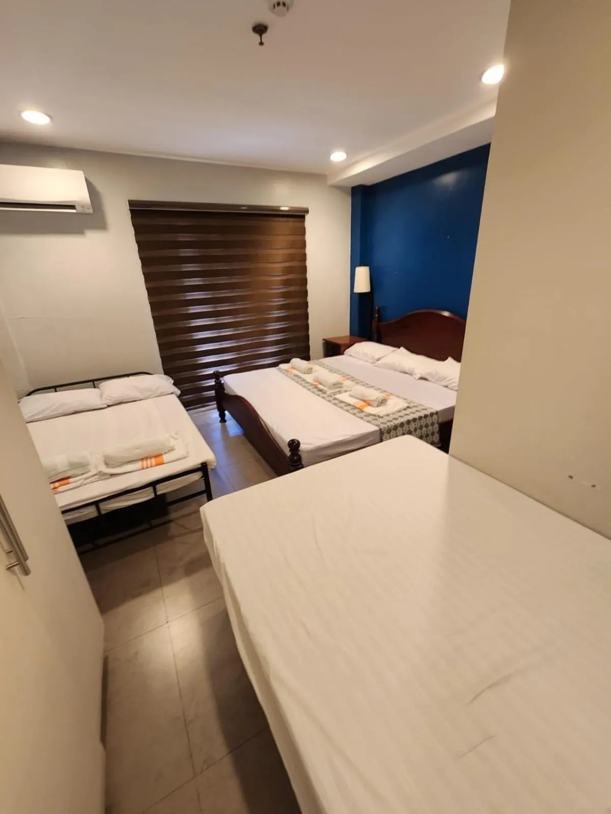 Bed in 2F Vivere Condo - Govantes Properties