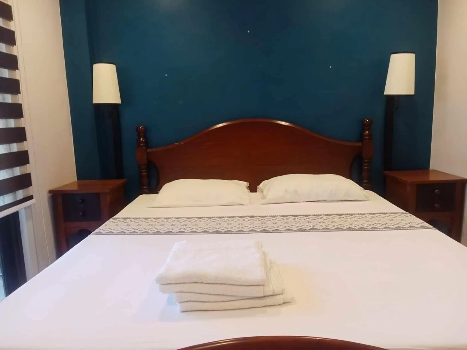 Bed in 2F Vivere Condo - Govantes Properties