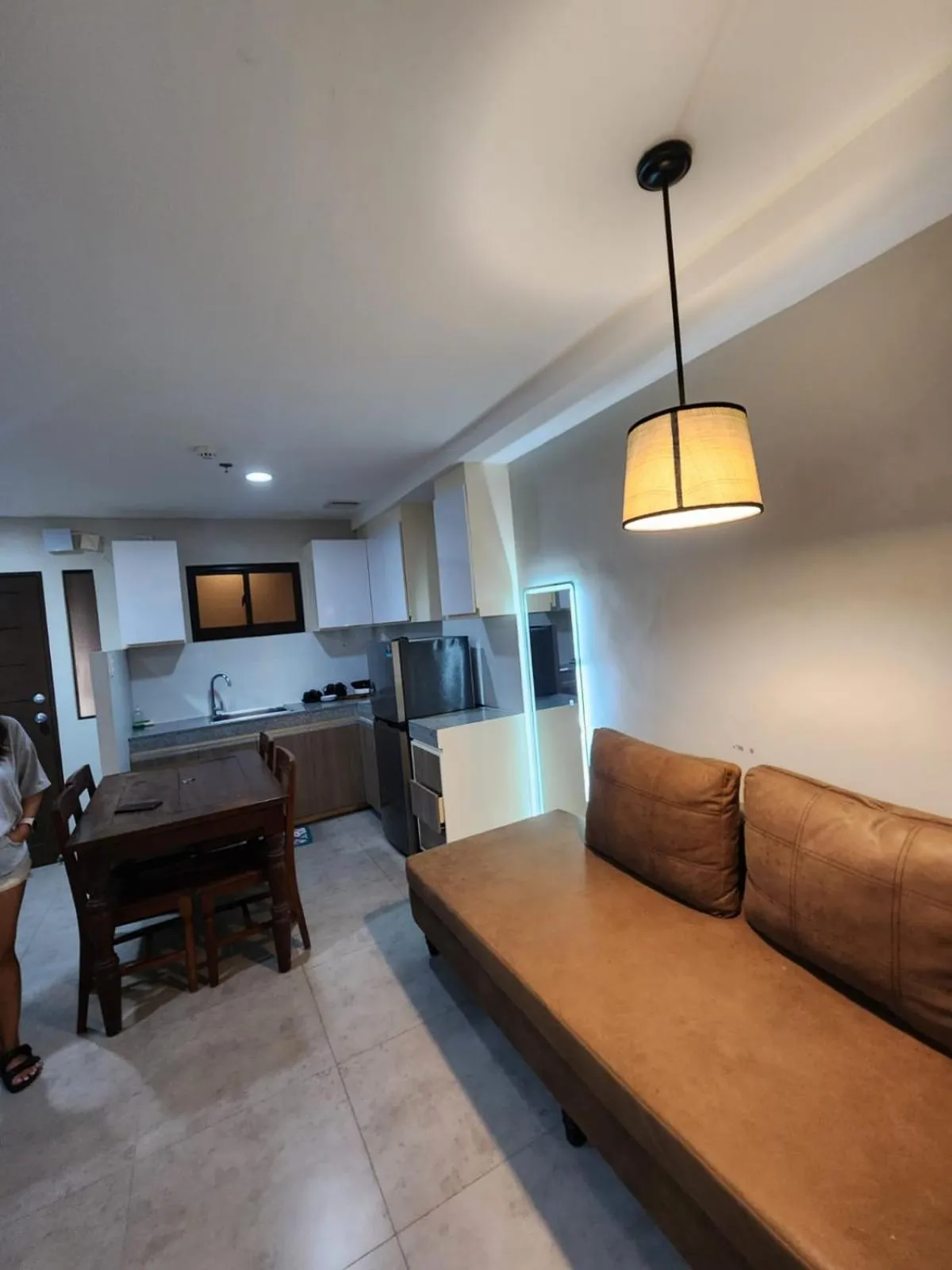 2F Vivere Condo - Govantes Properties