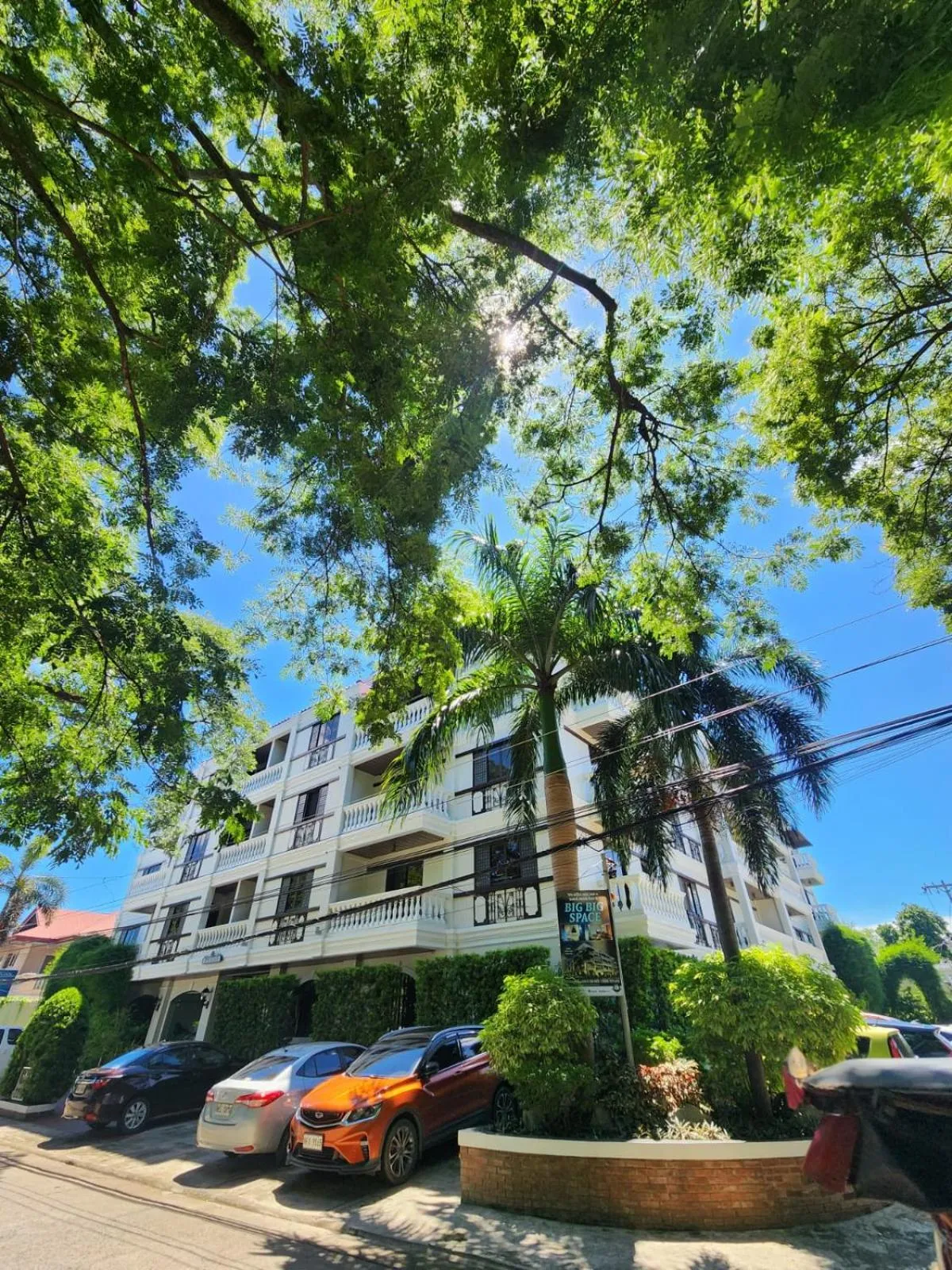 2F Vivere Condo - Govantes Properties