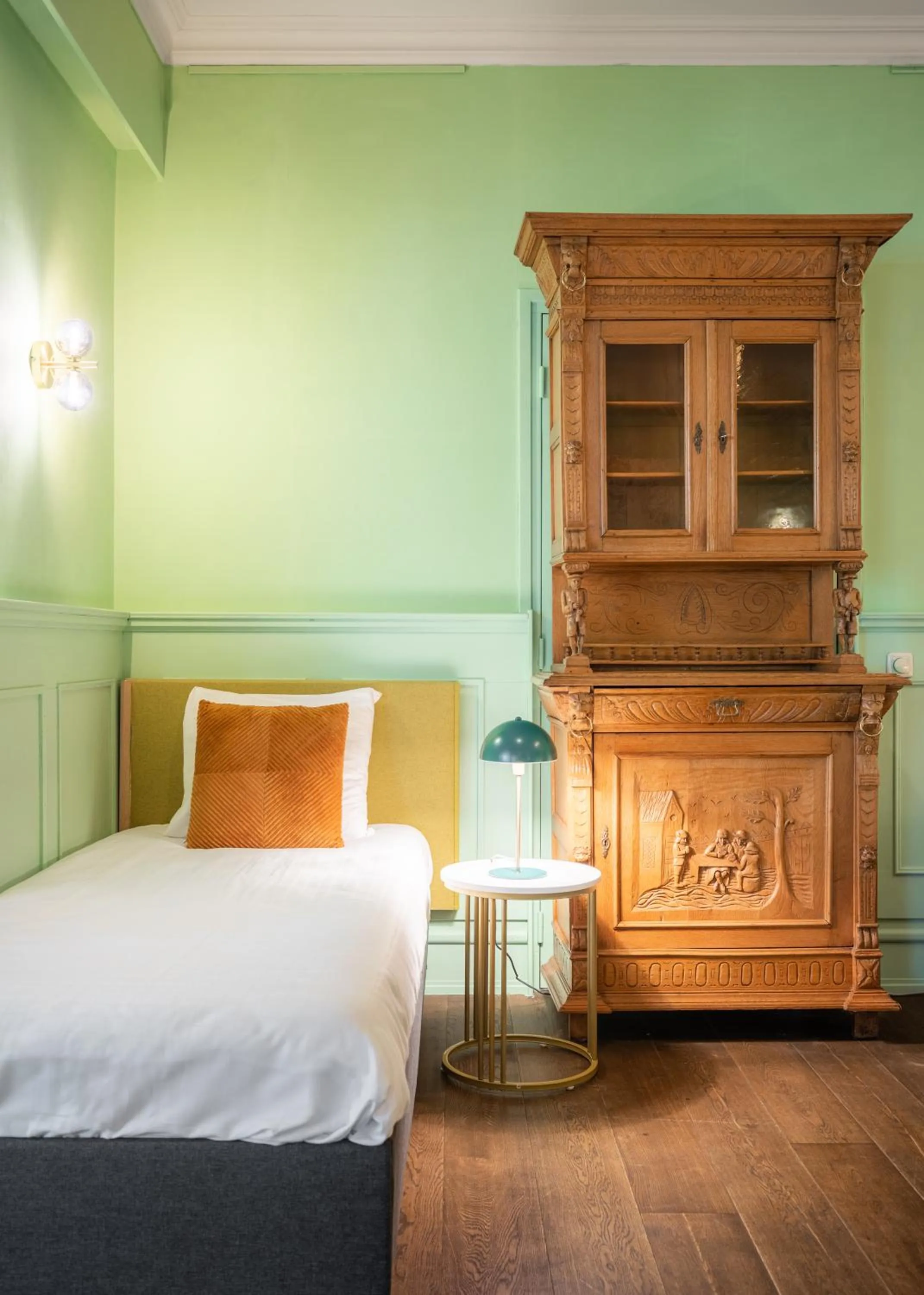 Bed in Hotel Nieuw Antiek