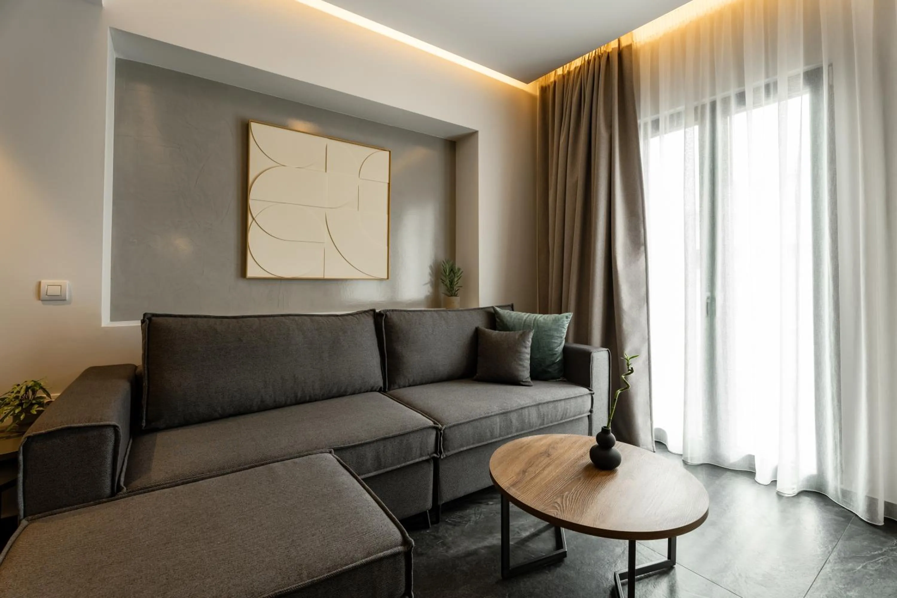 Living room in Omikron Luxury Residences by Semavί