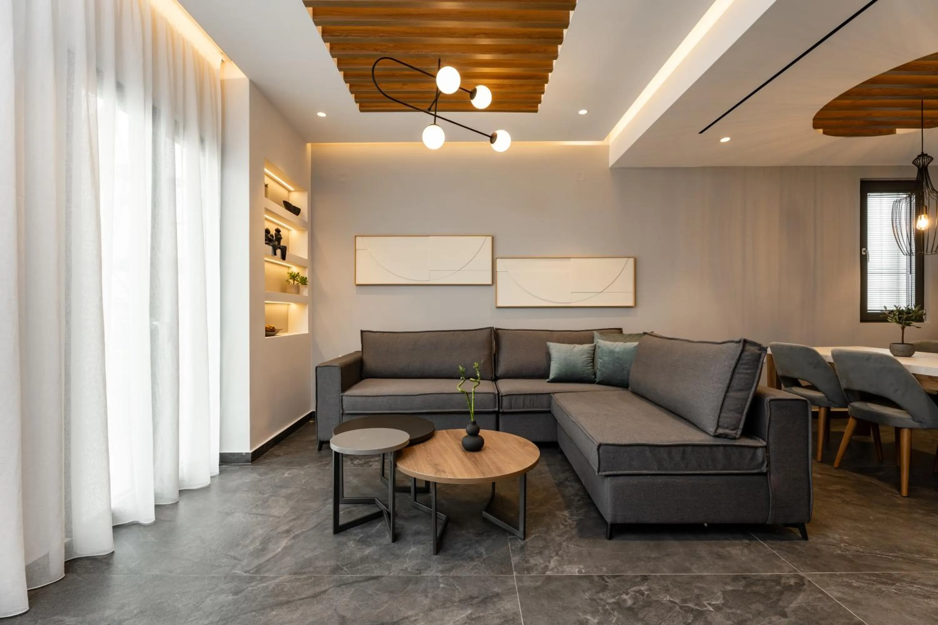 Living room in Omikron Luxury Residences by Semavί